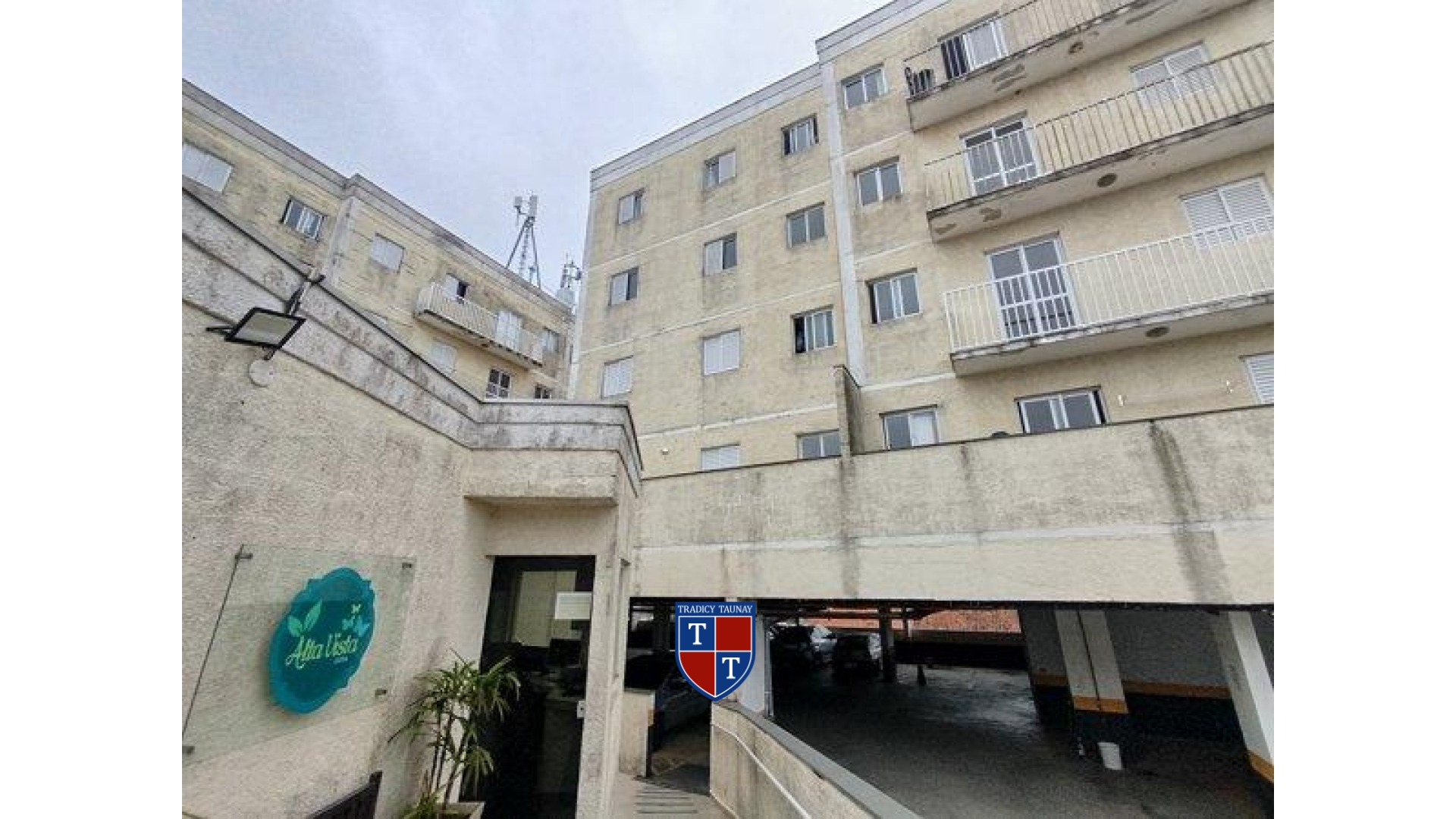 APARTAMENTO em PARQUE TURIGUARA