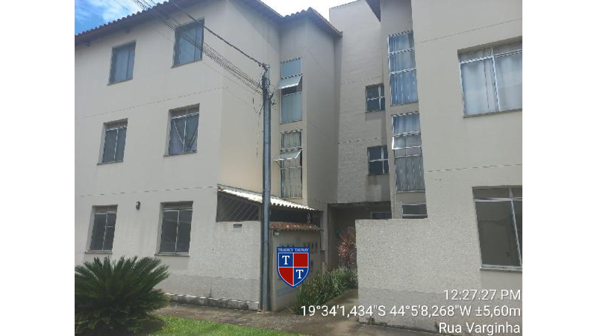APARTAMENTO em ESTACAO