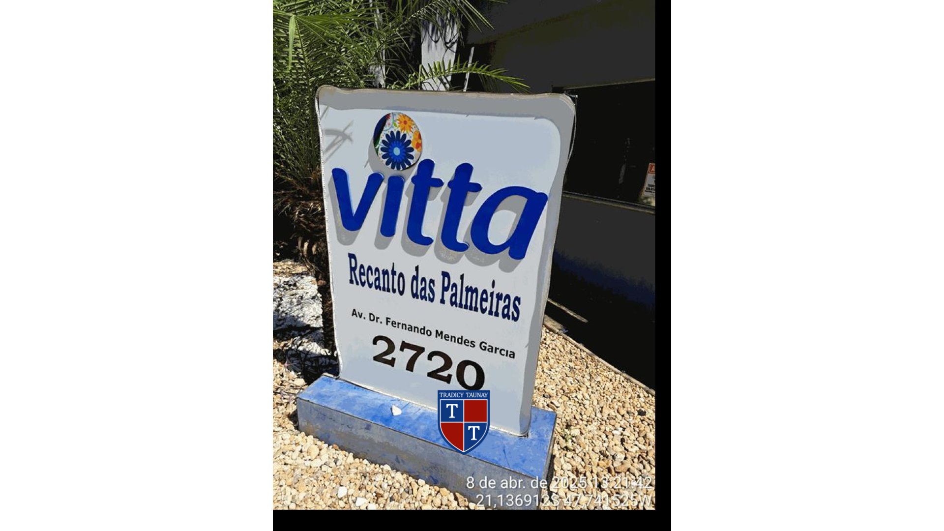 APARTAMENTO em JARDIM DIVA TARLA DE CARVALHO