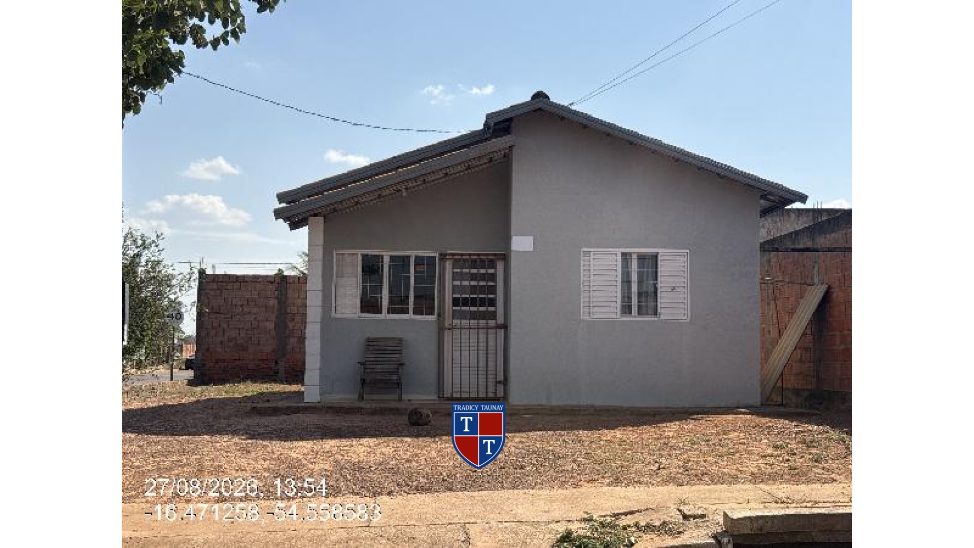 CASA em LOTEAMENTO RESIDENCIAL JUSCELINO FERREIR