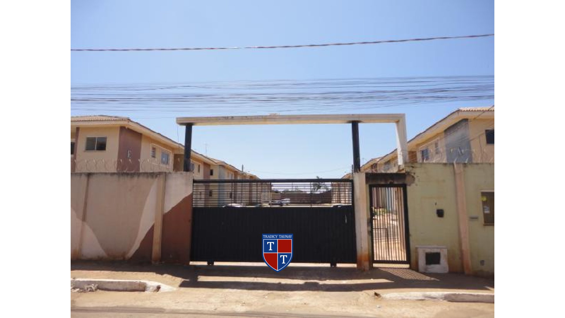 APARTAMENTO em SETOR DE CHACARAS ANHANGUERA C
