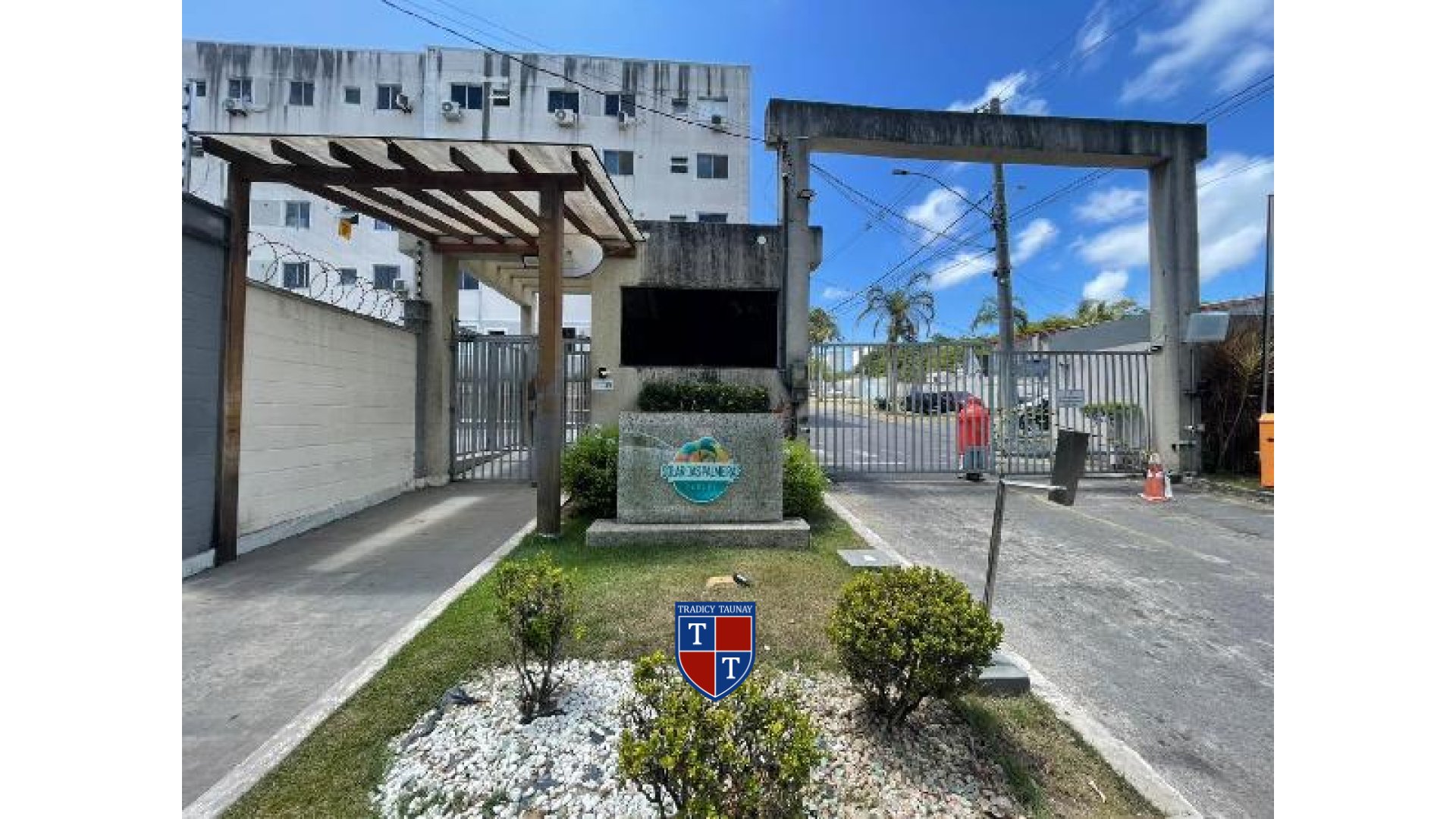 Foto 1 de APARTAMENTO em CAMACARI, CAMACARI/BA - Imóvel Retomado CAIXA Ref 8787700609508