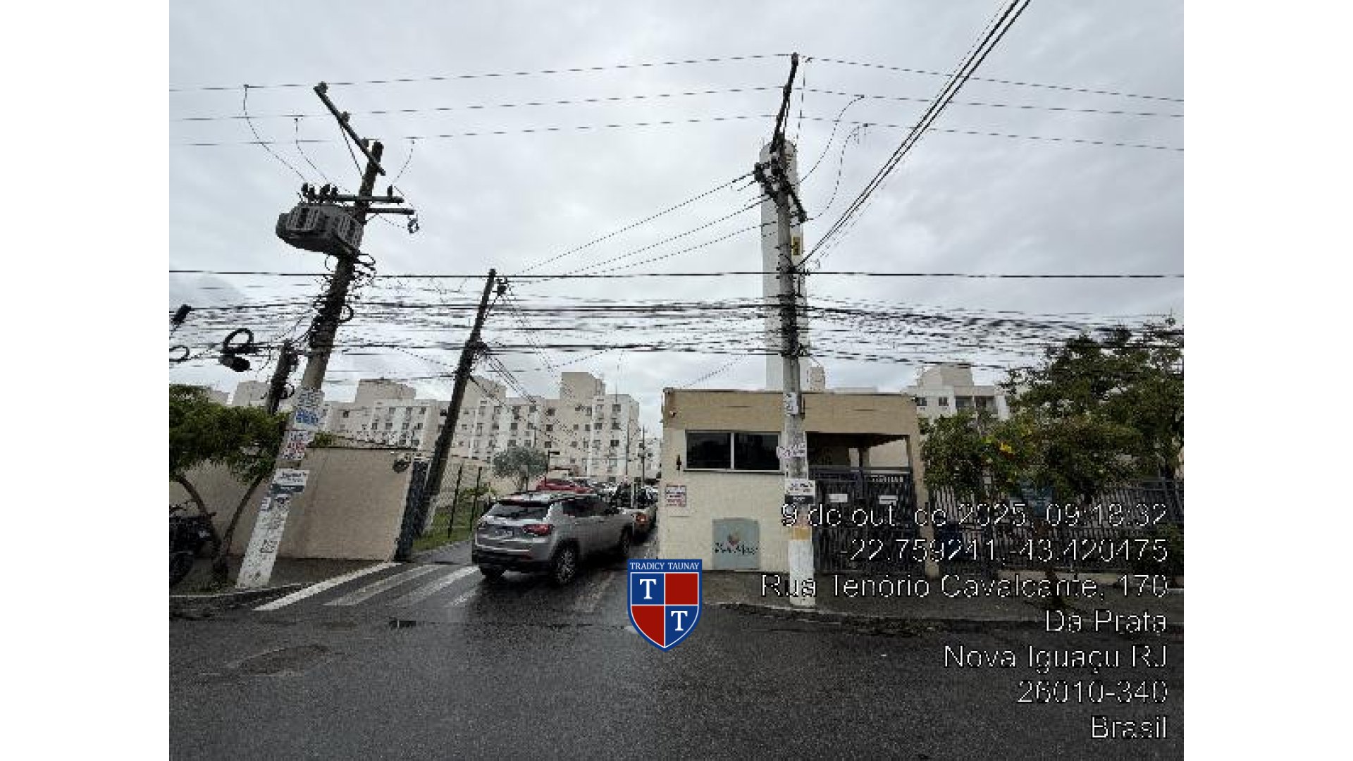 APARTAMENTO em VILA CATIA