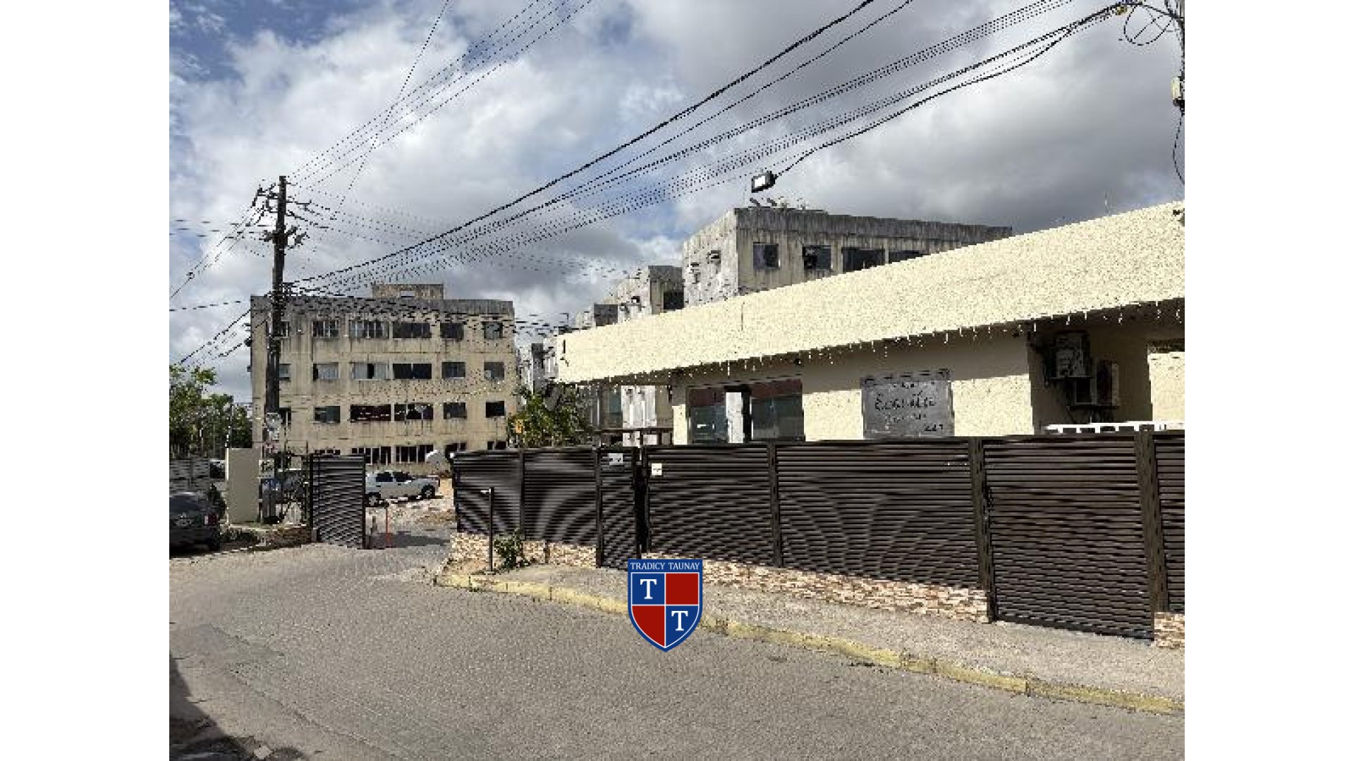 APARTAMENTO em ZUMBI DO PACHECO