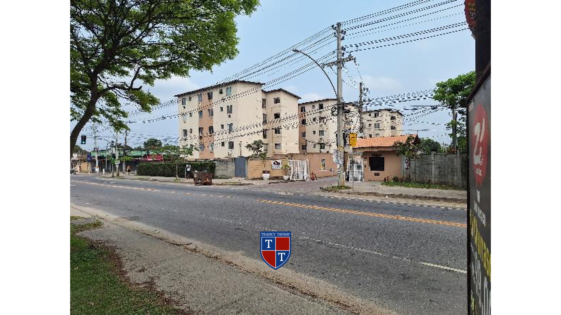 APARTAMENTO em SANTA CRUZ