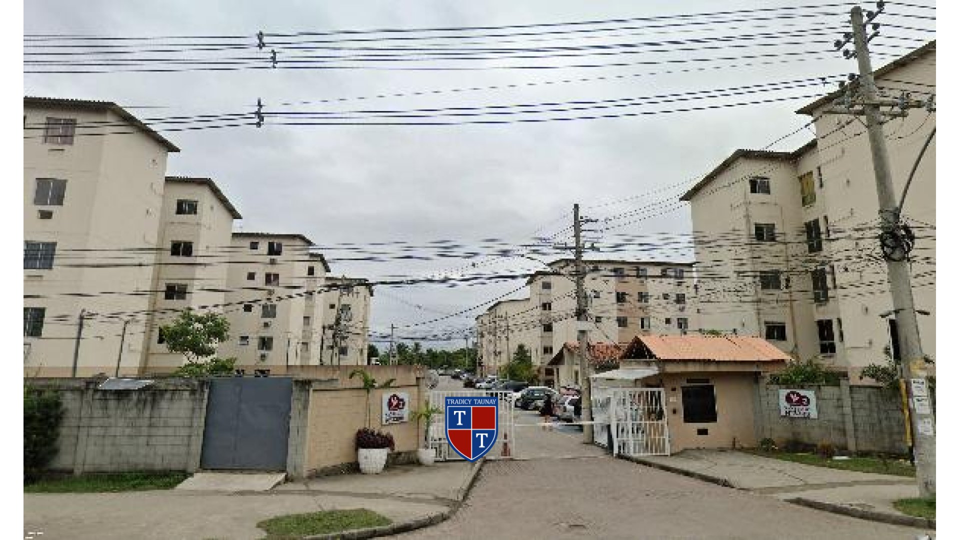 APARTAMENTO em SANTA CRUZ