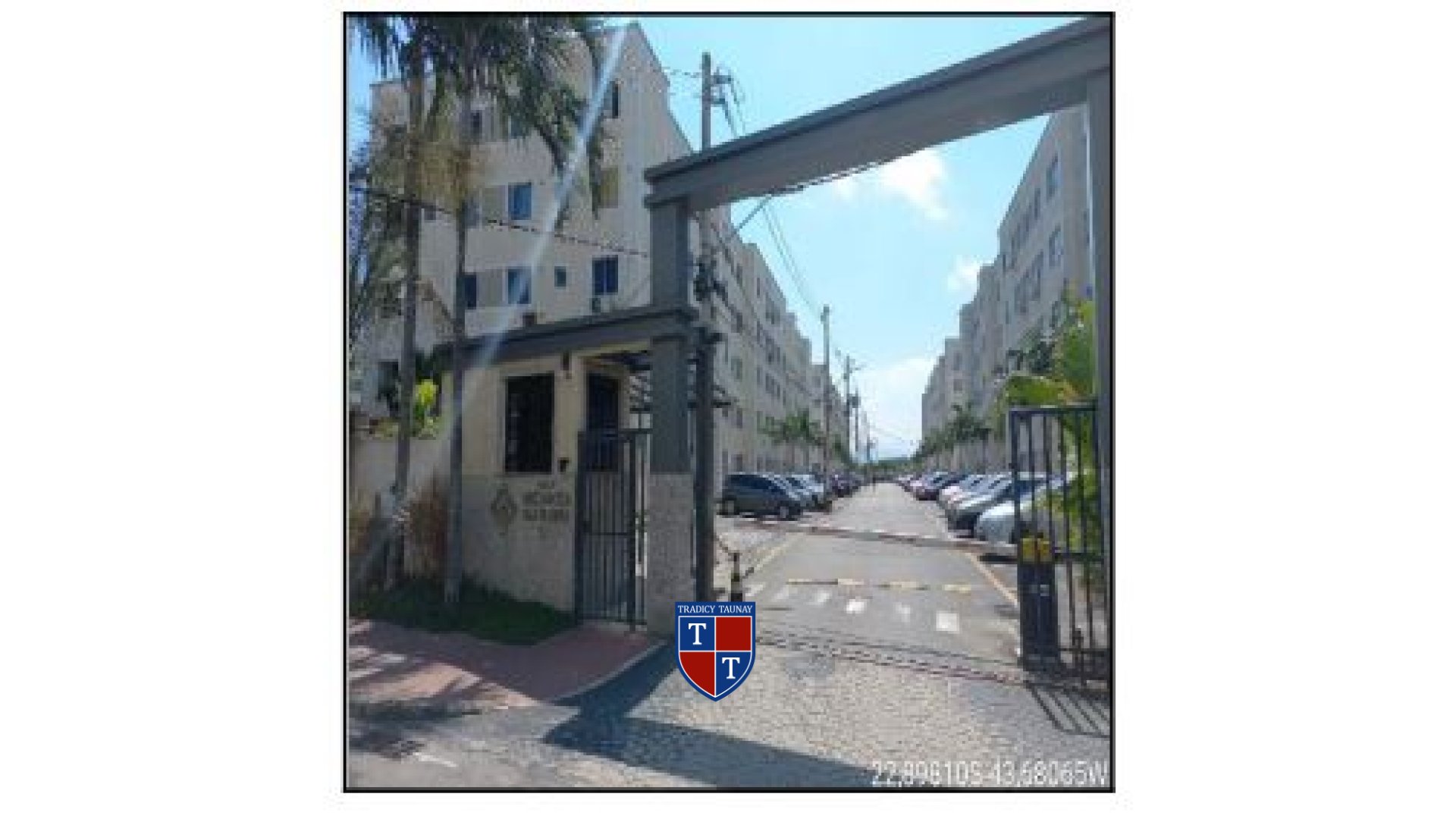 APARTAMENTO em SANTA CRUZ