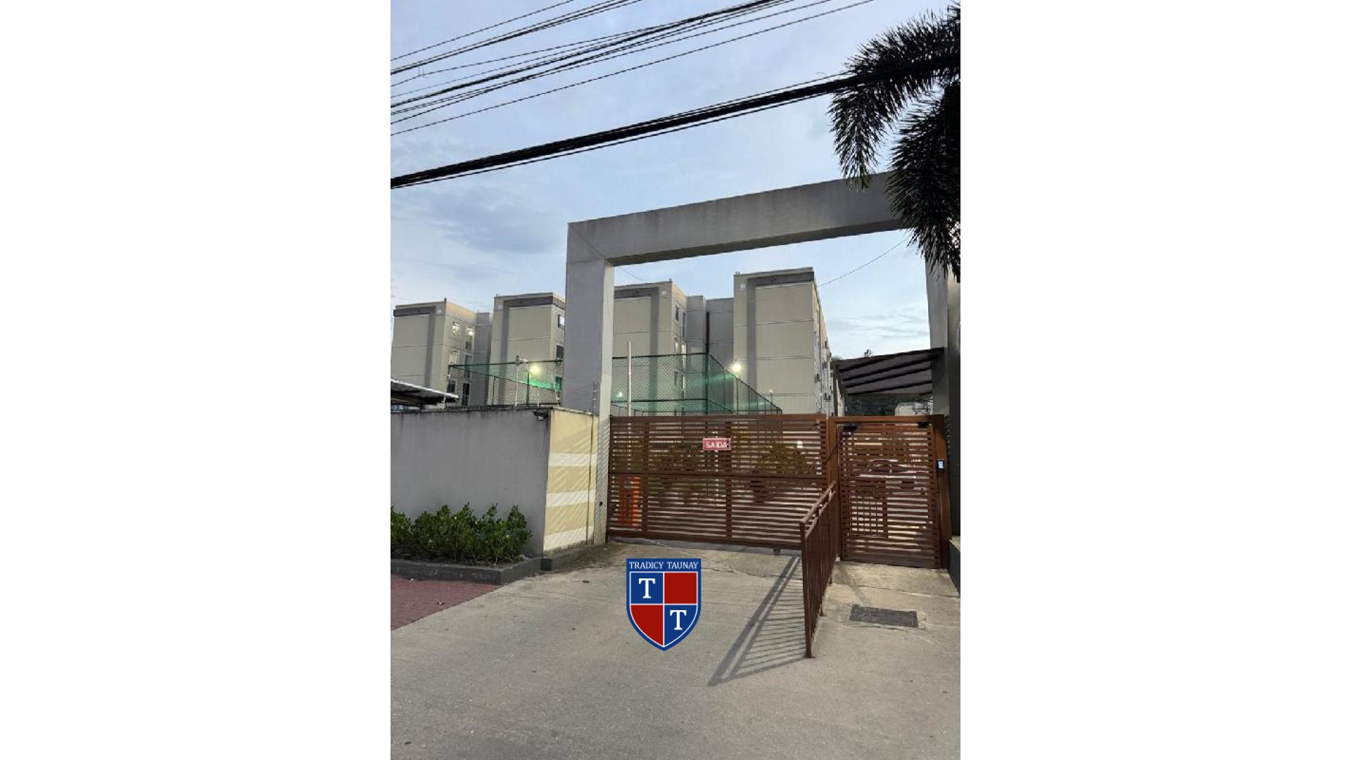 APARTAMENTO em VILA LAGE