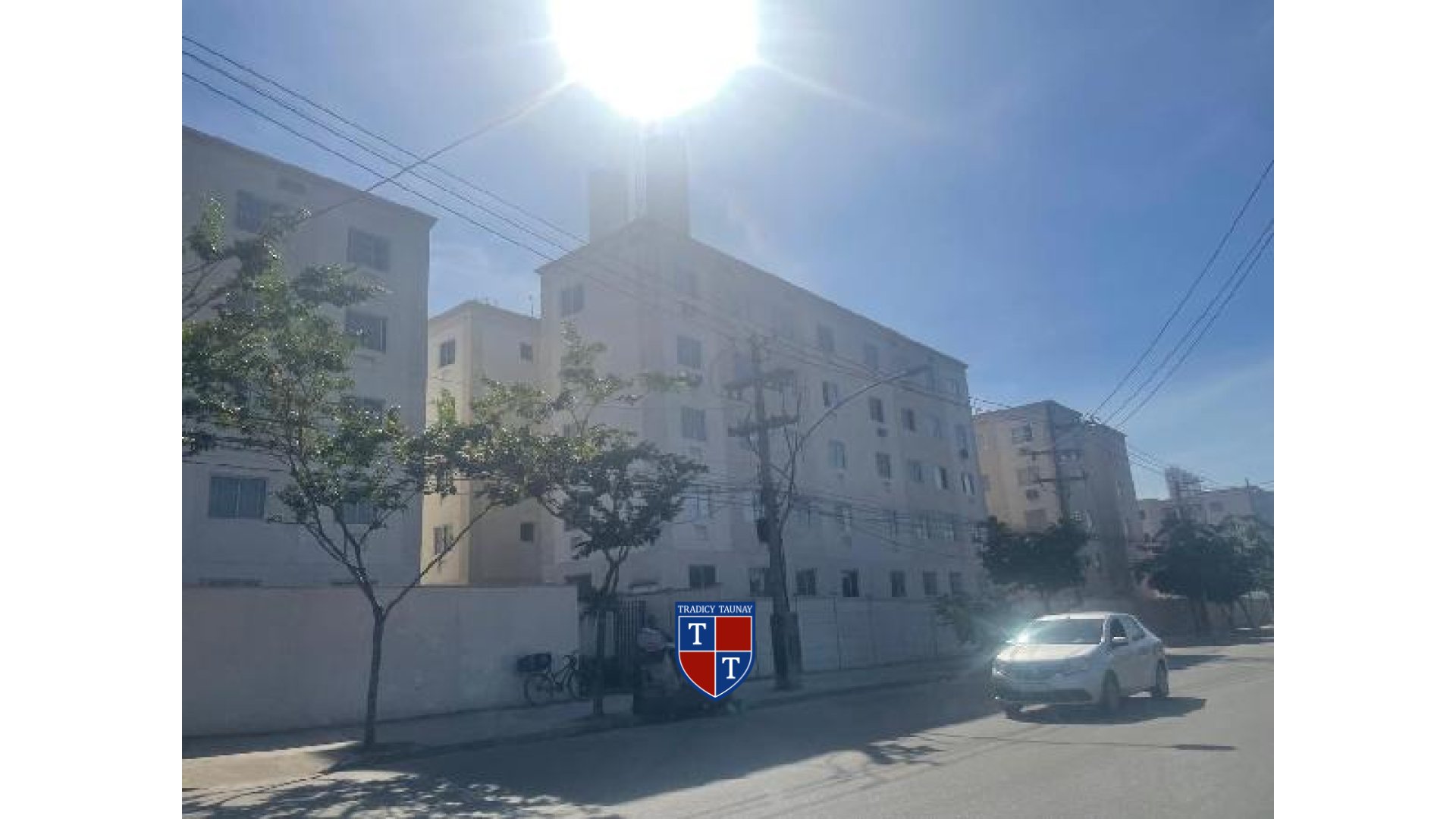 APARTAMENTO em SANTA CRUZ