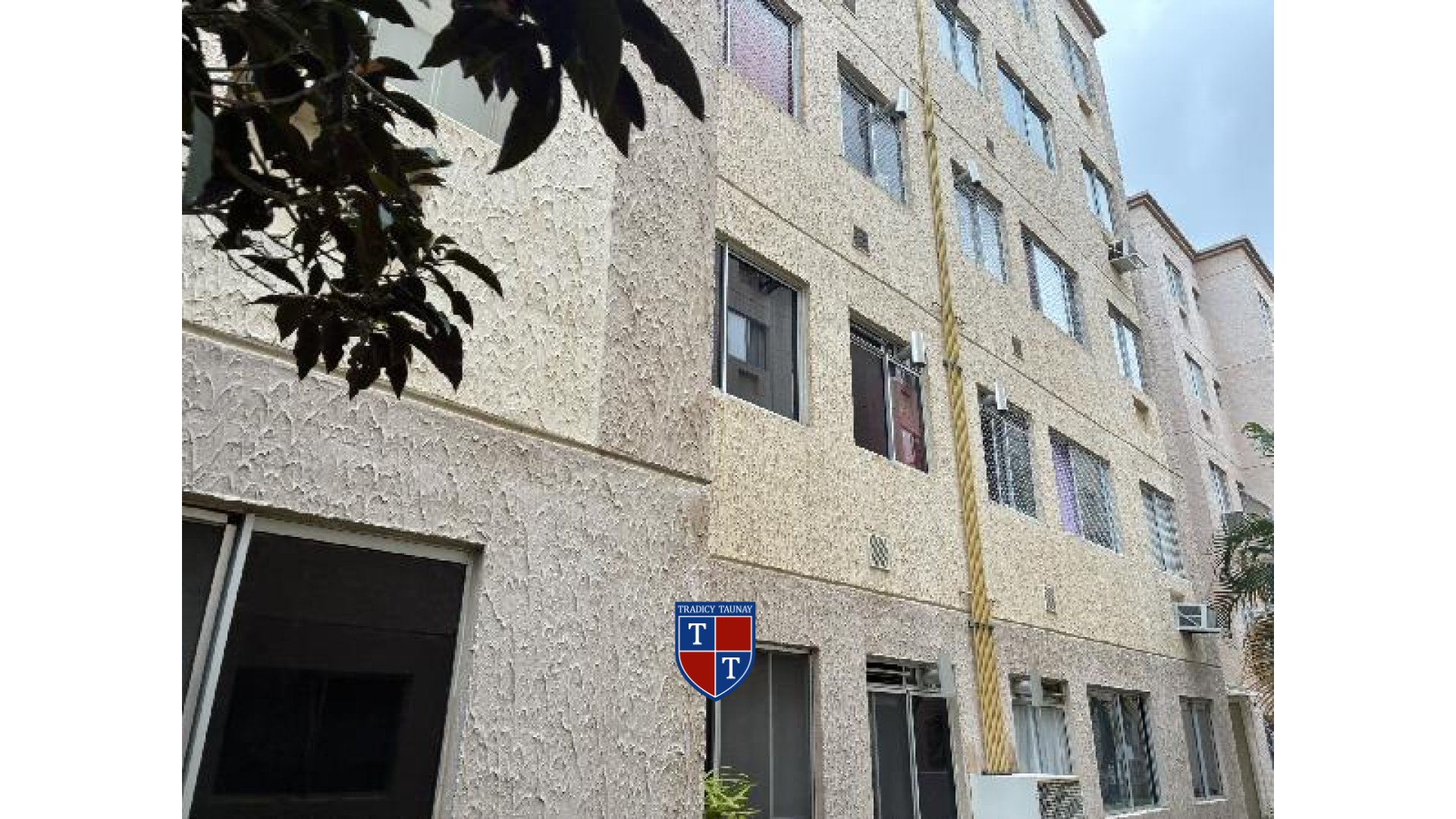 Foto 1 de APARTAMENTO em CAMPO GRANDE, RIO DE JANEIRO/RJ - Imóvel Retomado CAIXA Ref 8787701589152