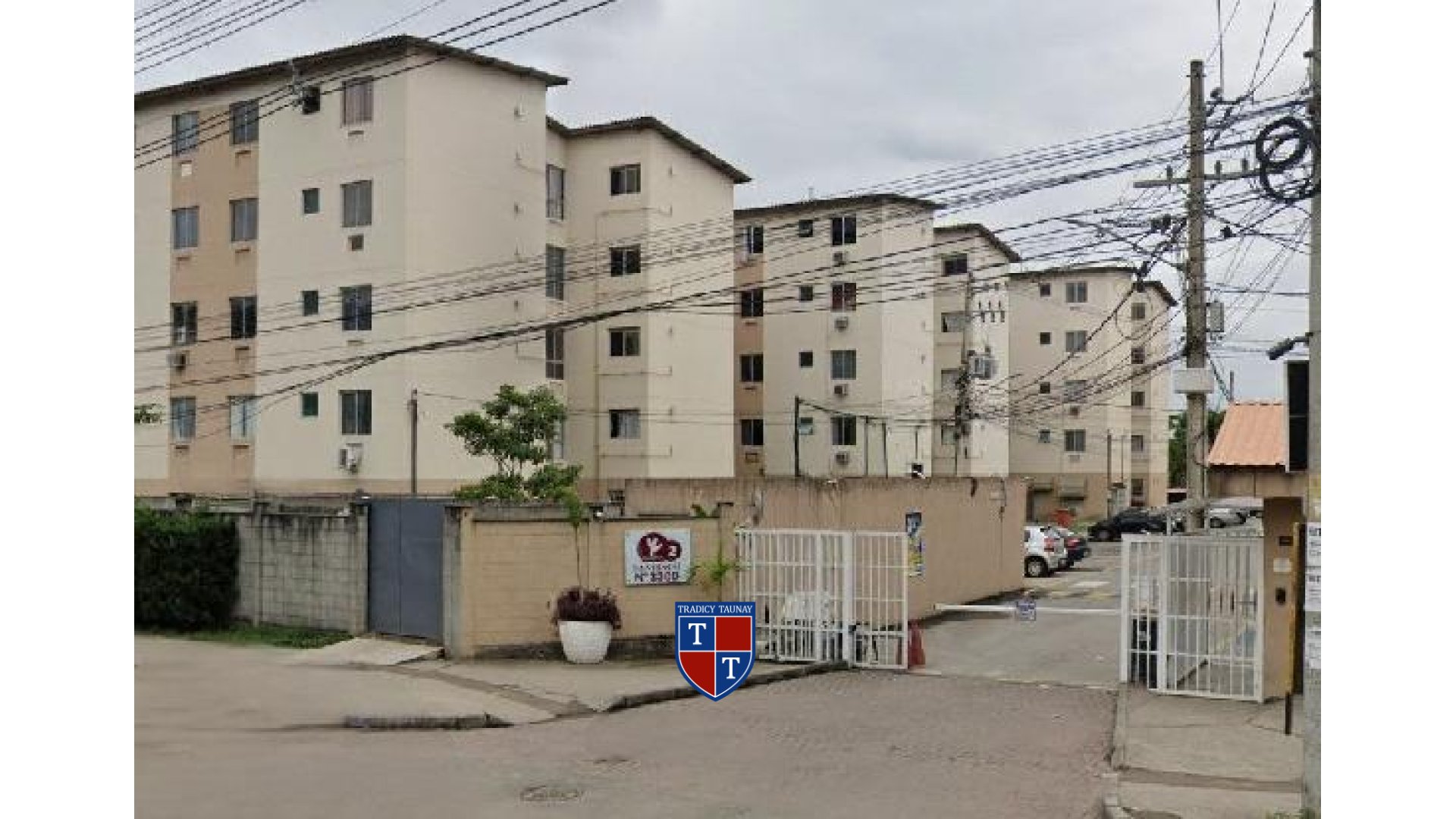 APARTAMENTO em SANTA CRUZ