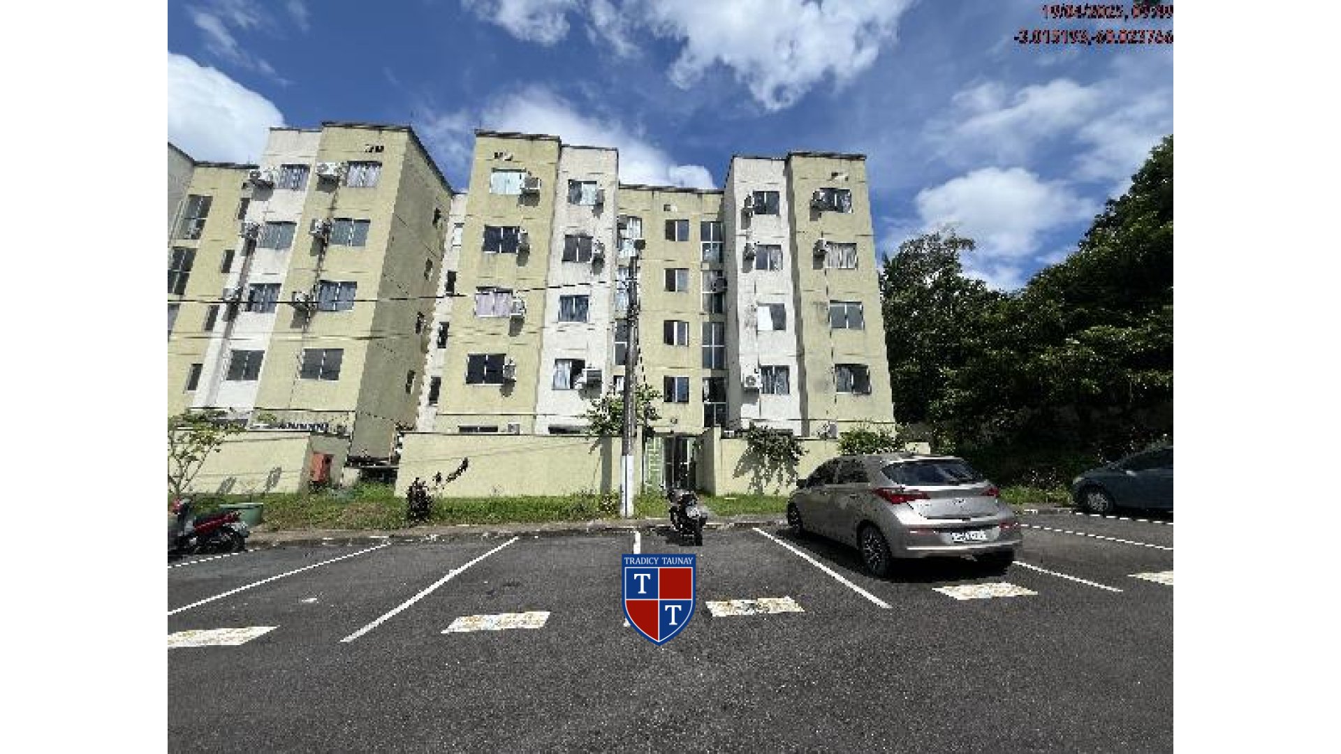 APARTAMENTO em COLONIA TERRA NOVA