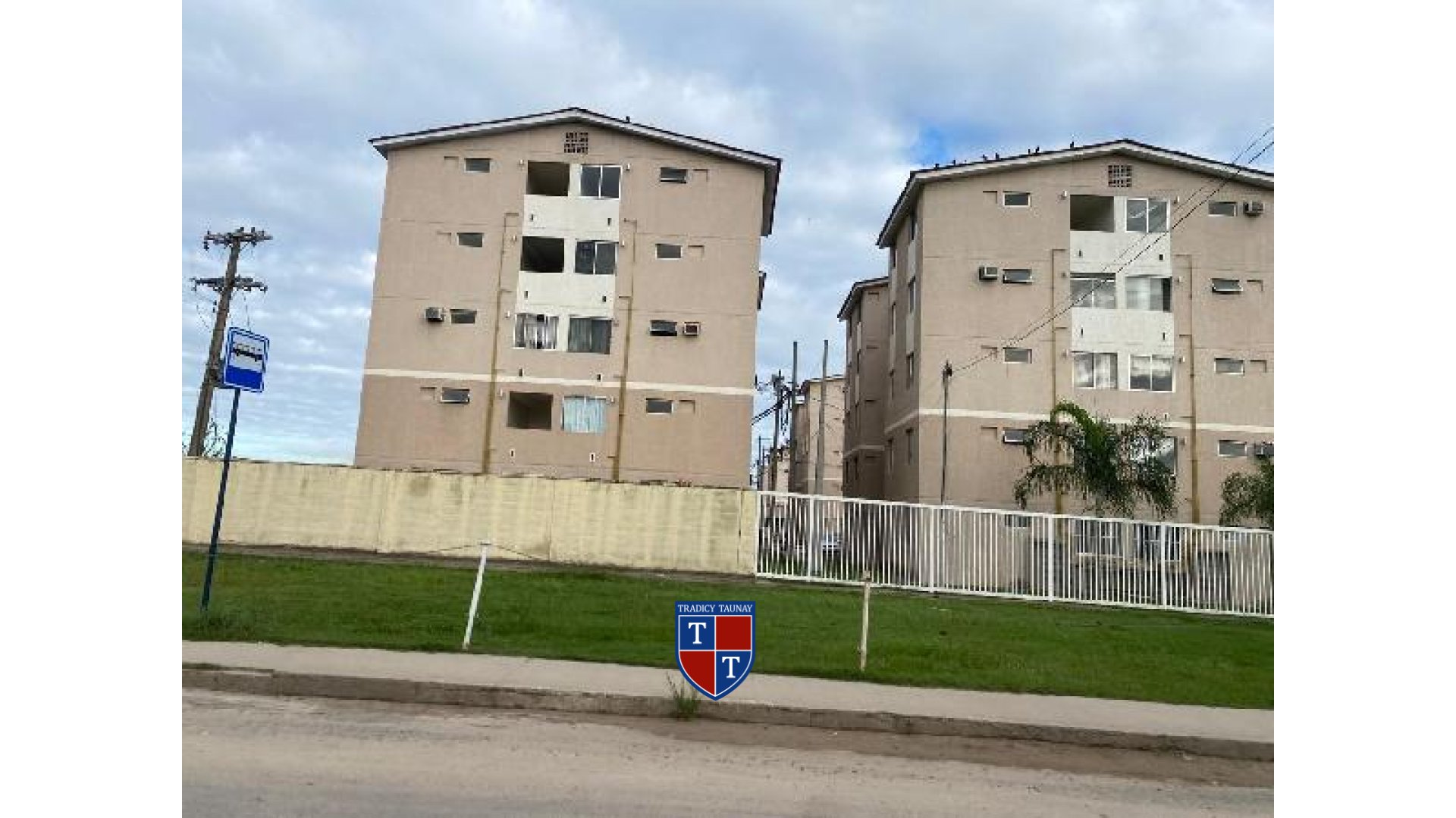 APARTAMENTO em VENDA DAS PEDRAS