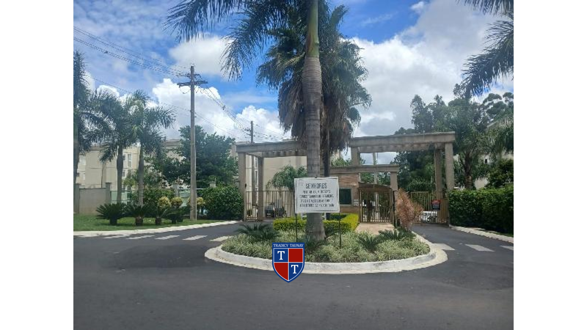 APARTAMENTO em RESIDENCIAL MONSENHOR ROMEU TORTORELLI
