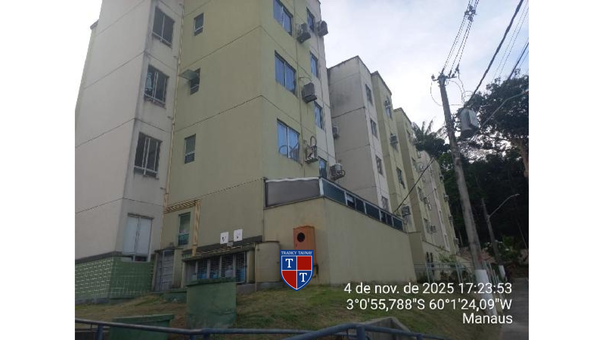 APARTAMENTO em COLONIA TERRA NOVA