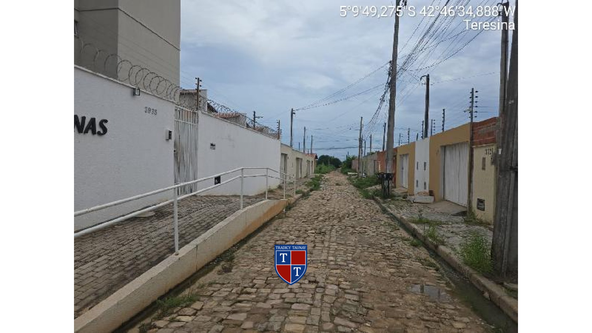 APARTAMENTO em ANGELIM