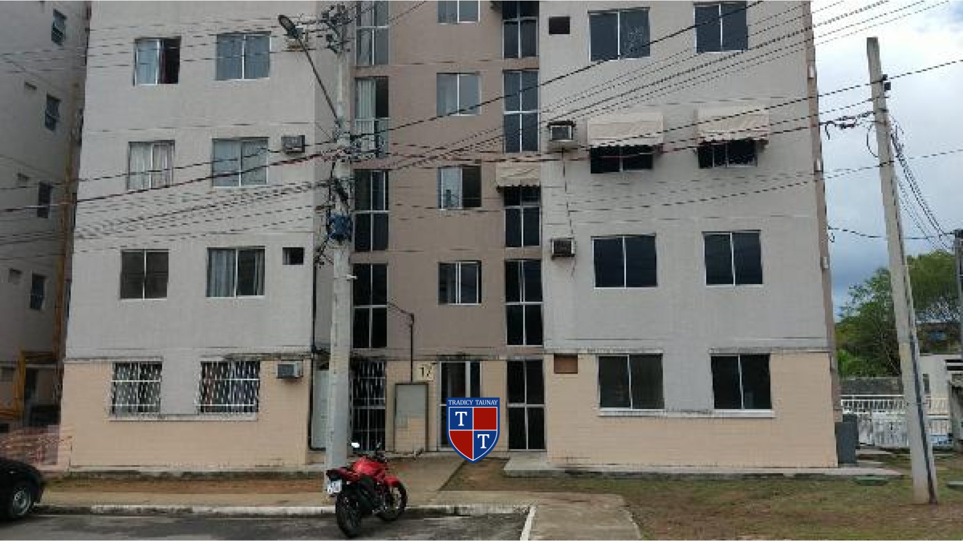 APARTAMENTO em SANTISSIMO