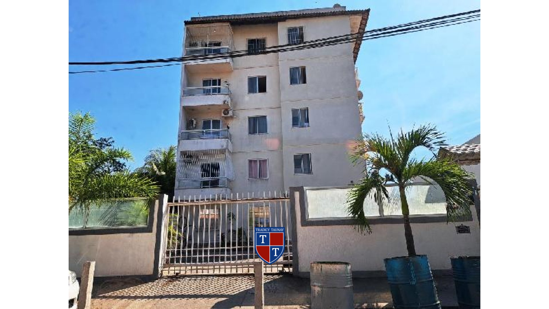 APARTAMENTO em JARDIM CATARINA