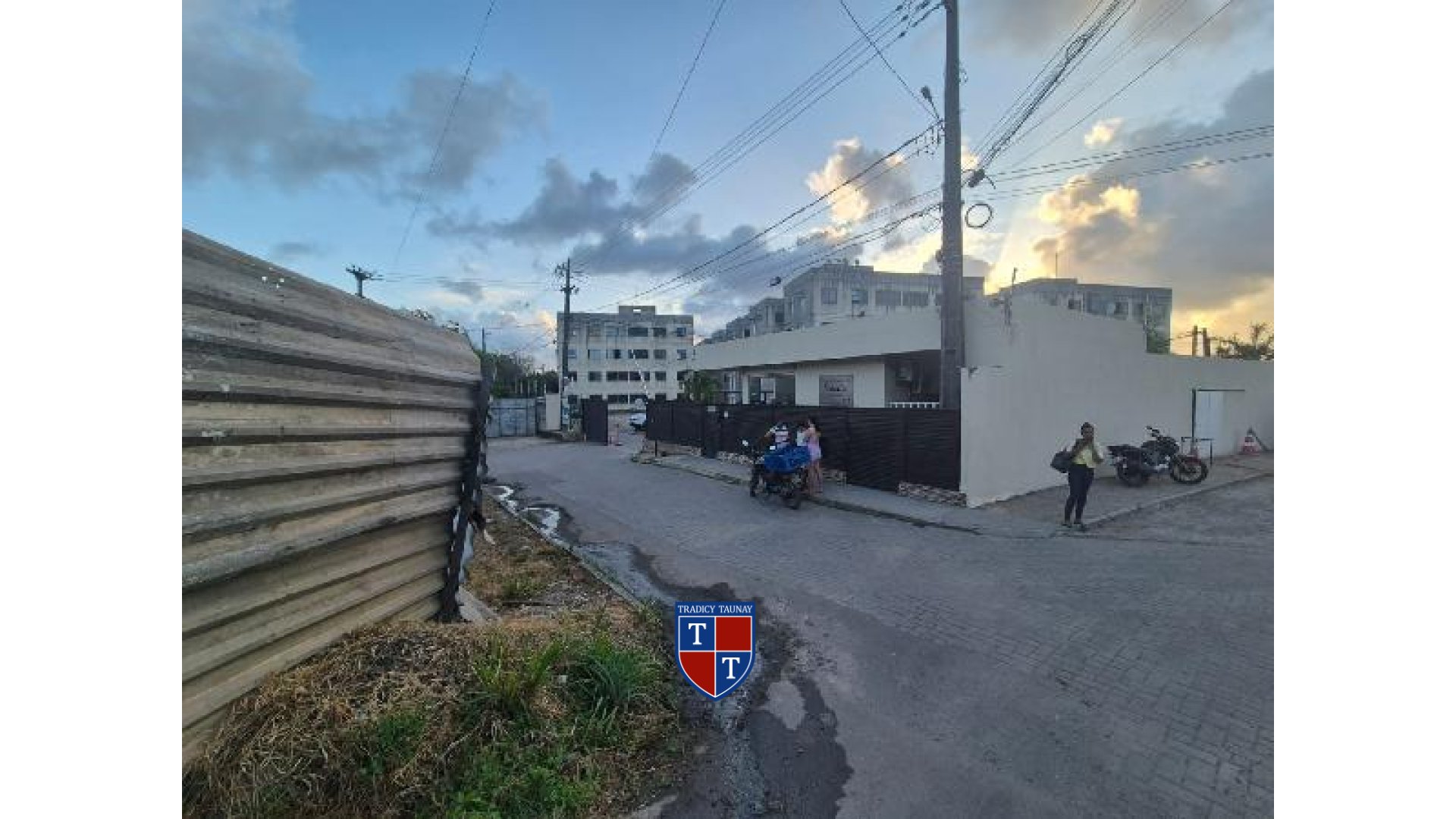 APARTAMENTO em ZUMBI DO PACHECO