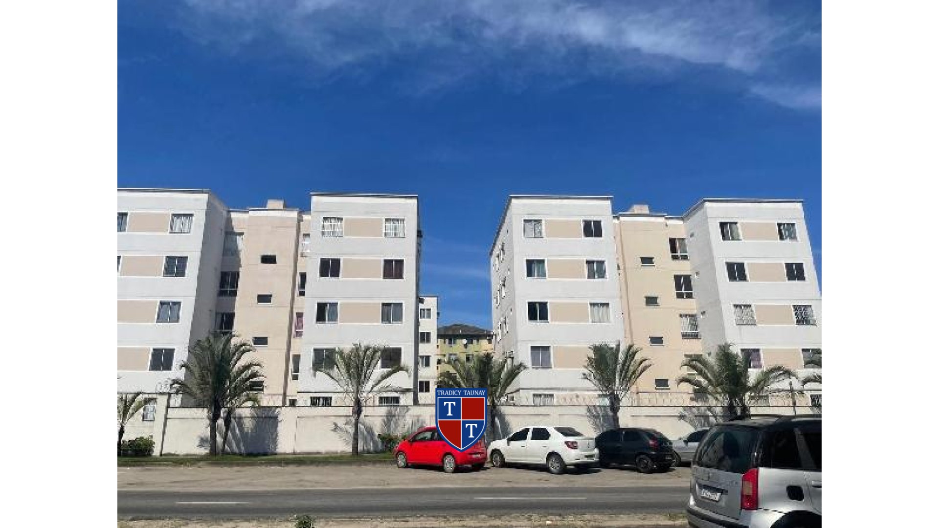 APARTAMENTO em SANTA CRUZ