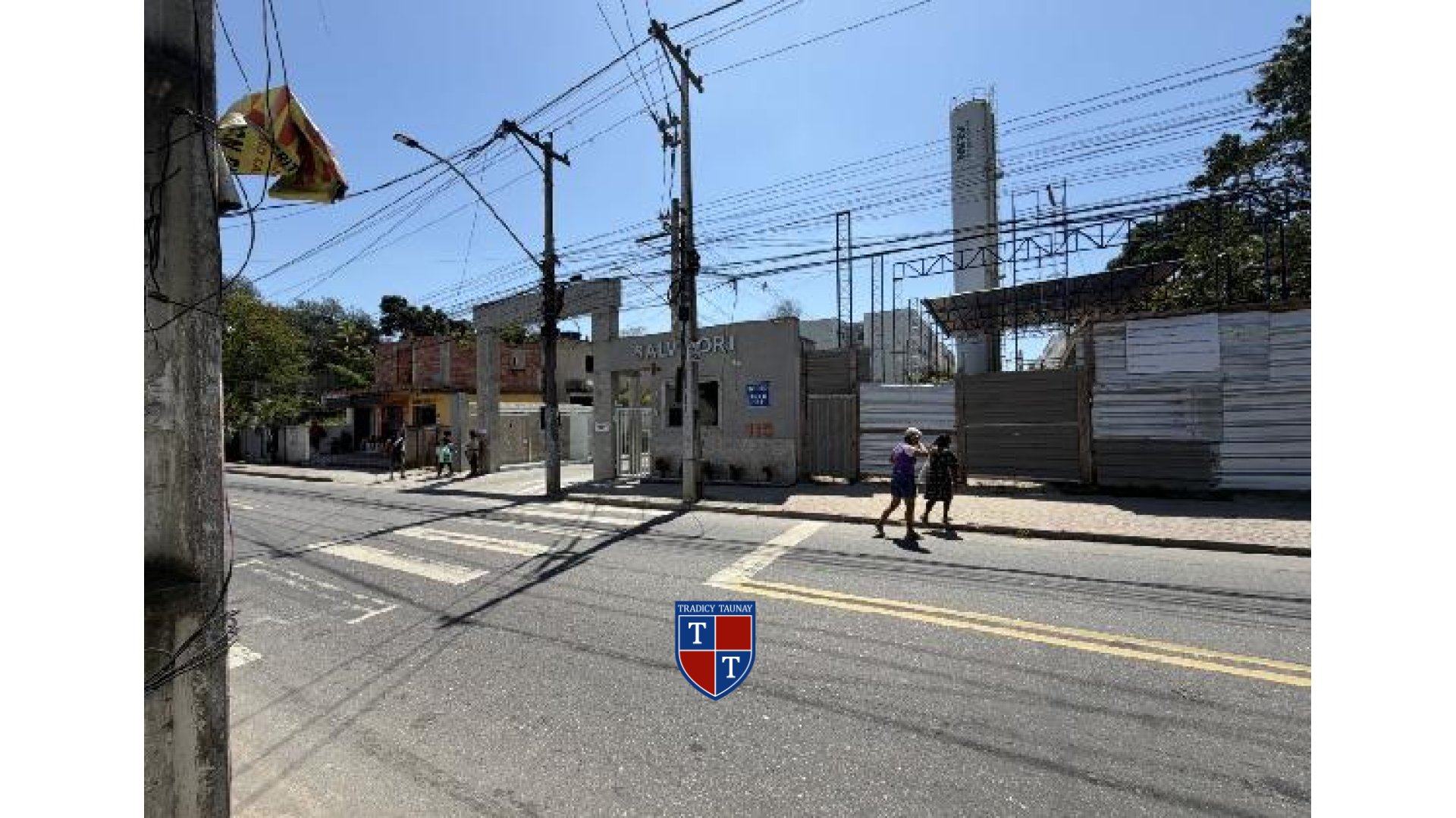 APARTAMENTO em VISTA ALEGRE