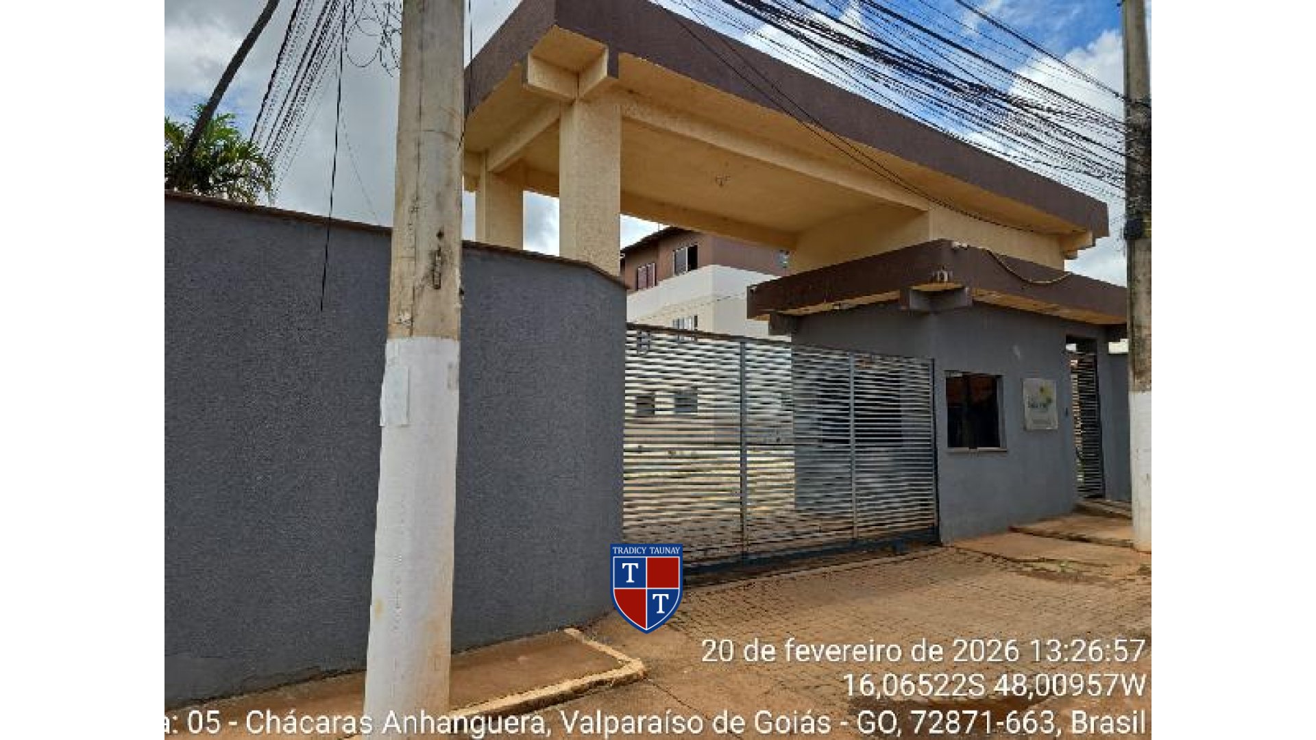 APARTAMENTO em SETOR DE CHACARAS ANHANGUERA C