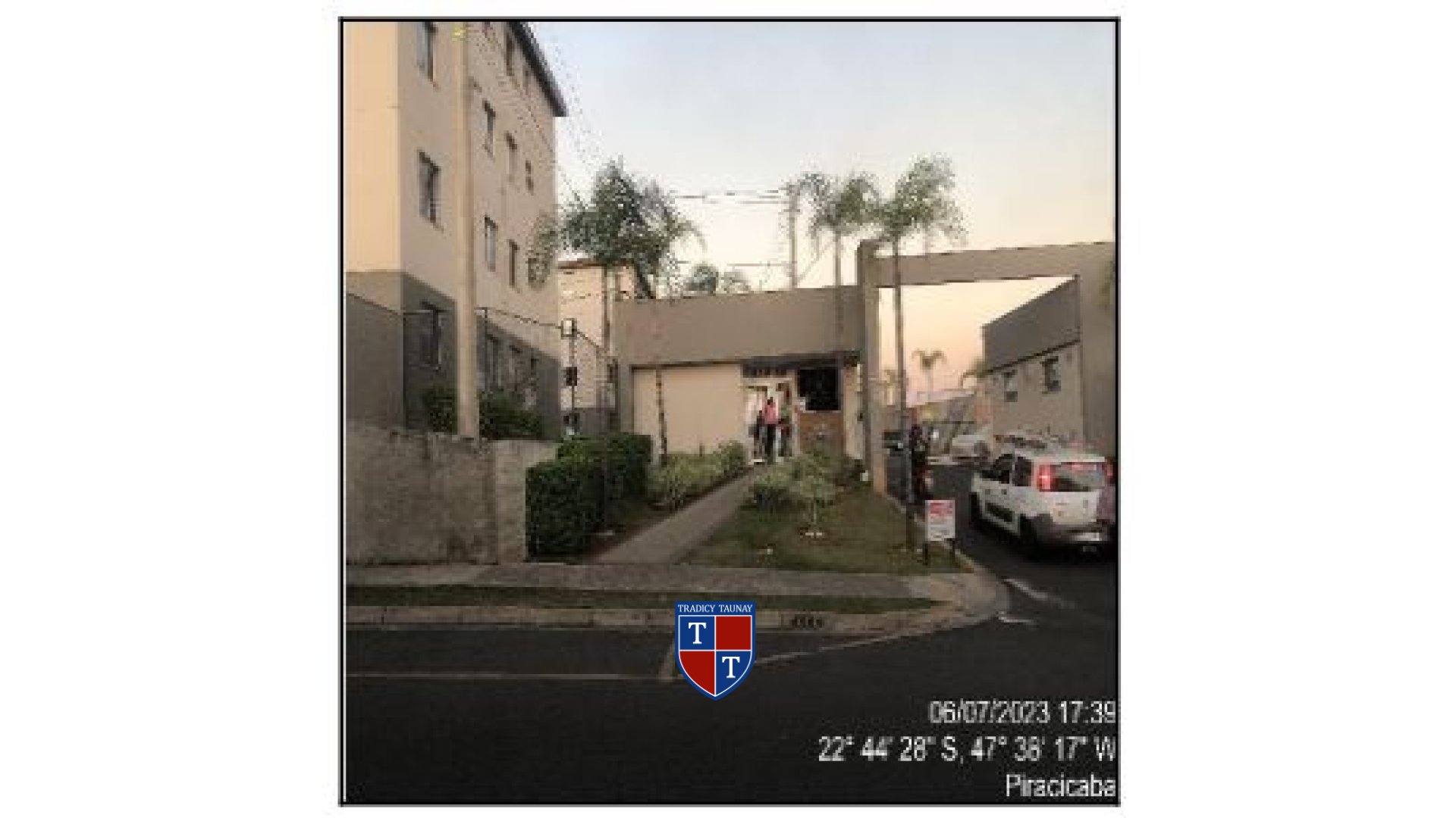 APARTAMENTO em VILA SONIA
