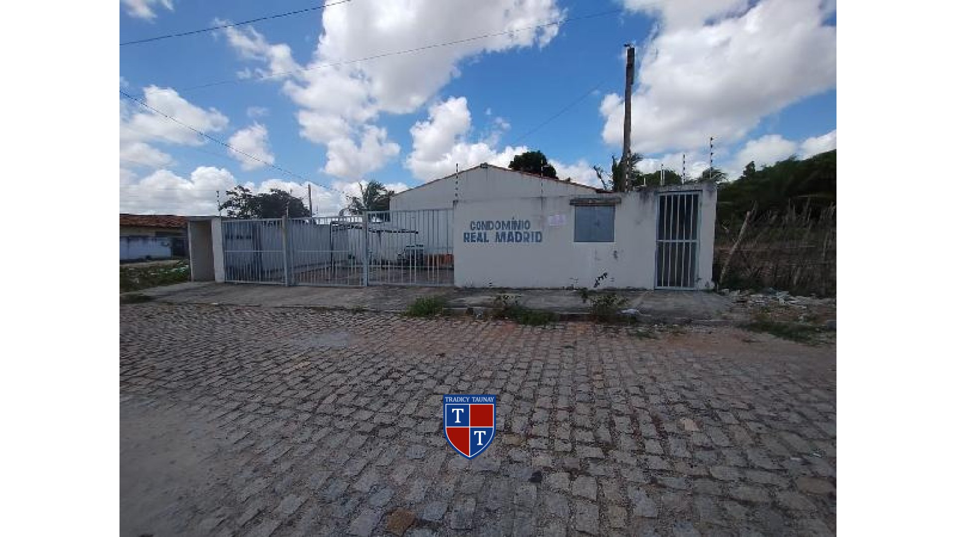 CASA em REGOMOLEIRO