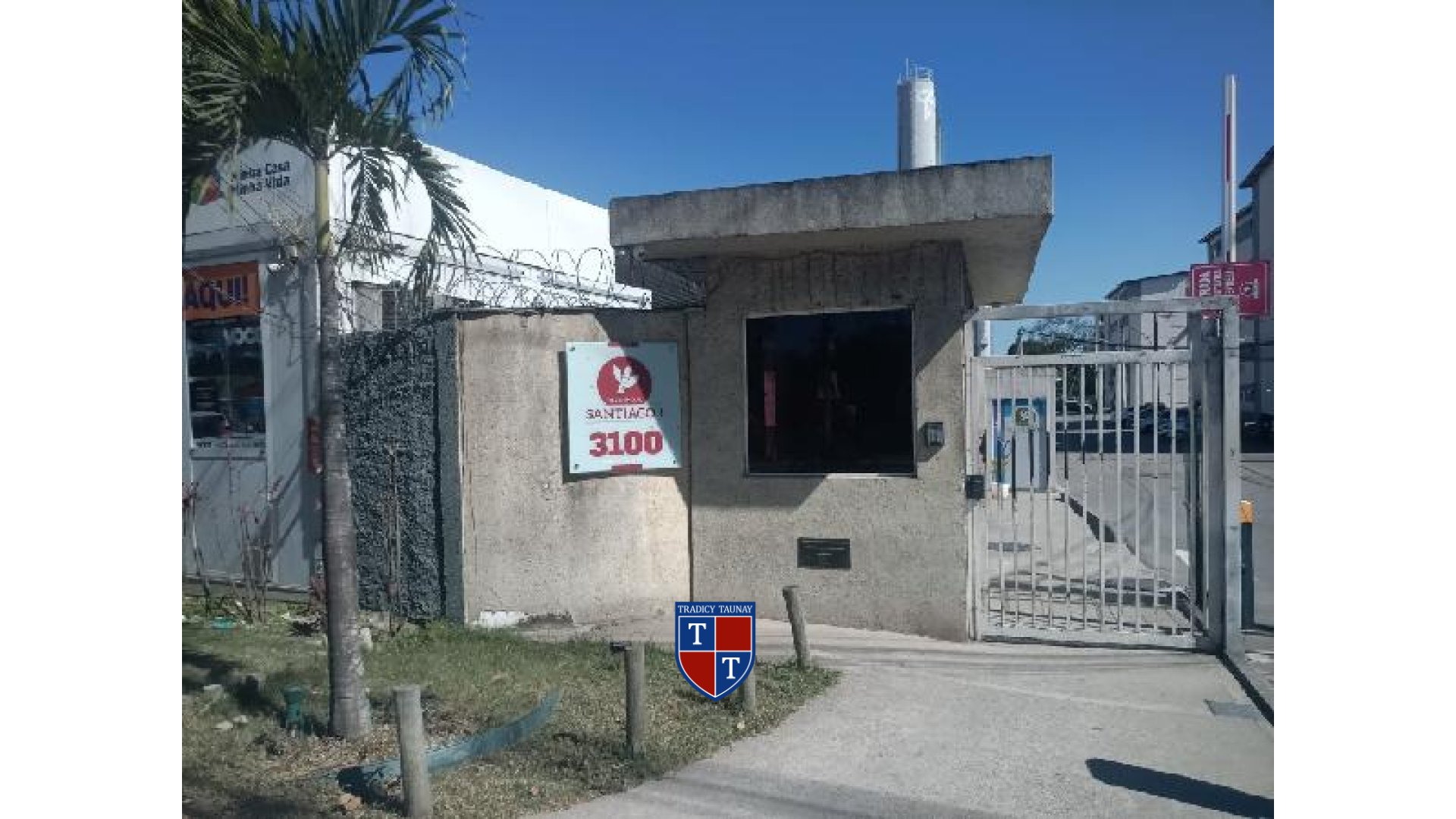 APARTAMENTO em SANTA CRUZ