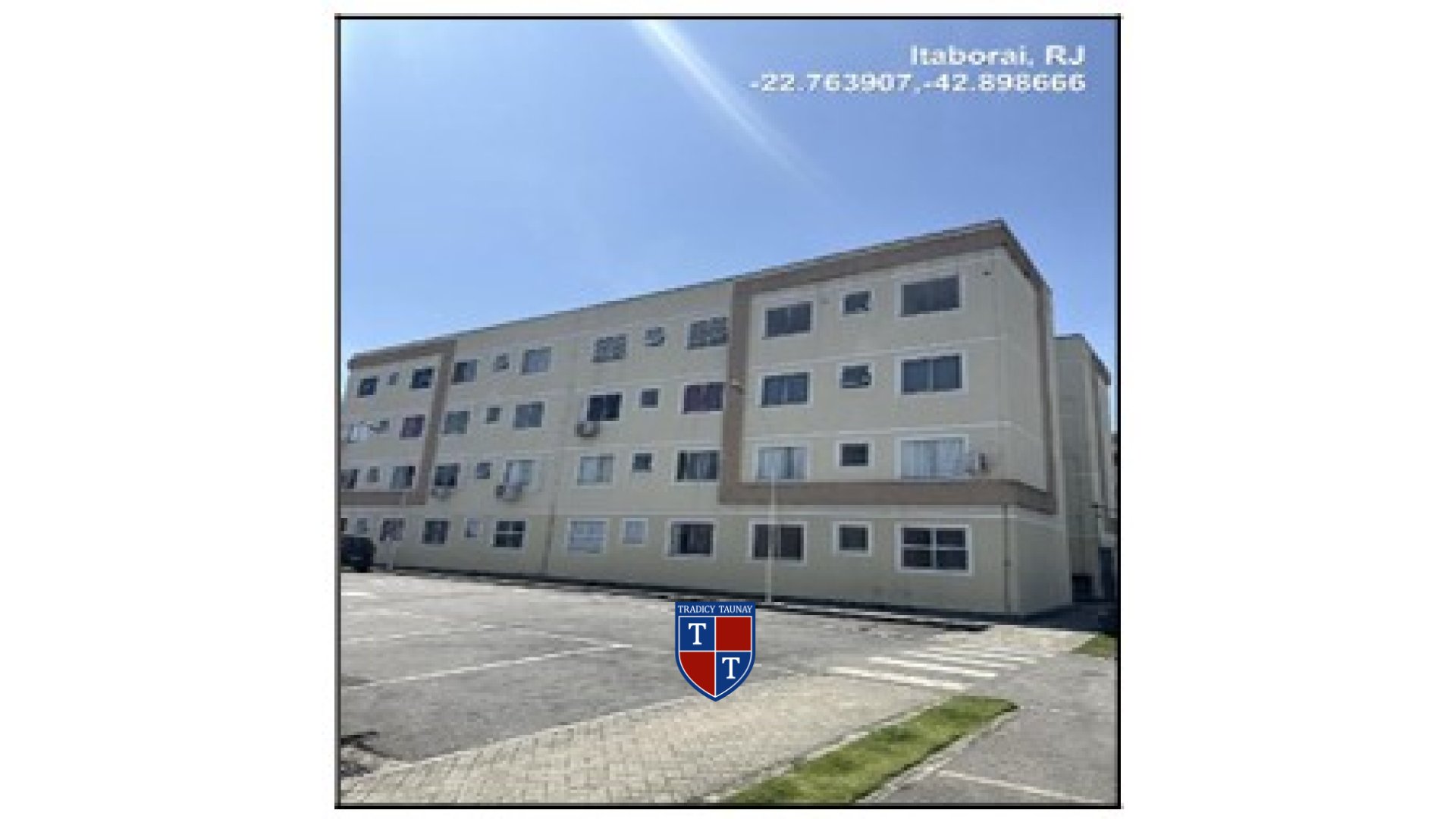 APARTAMENTO em ALDEIA VELHA