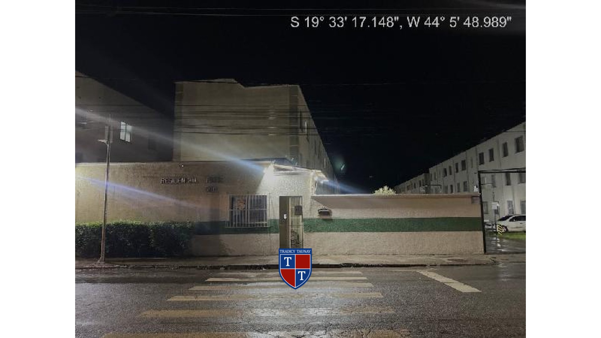 APARTAMENTO em ESTACAO