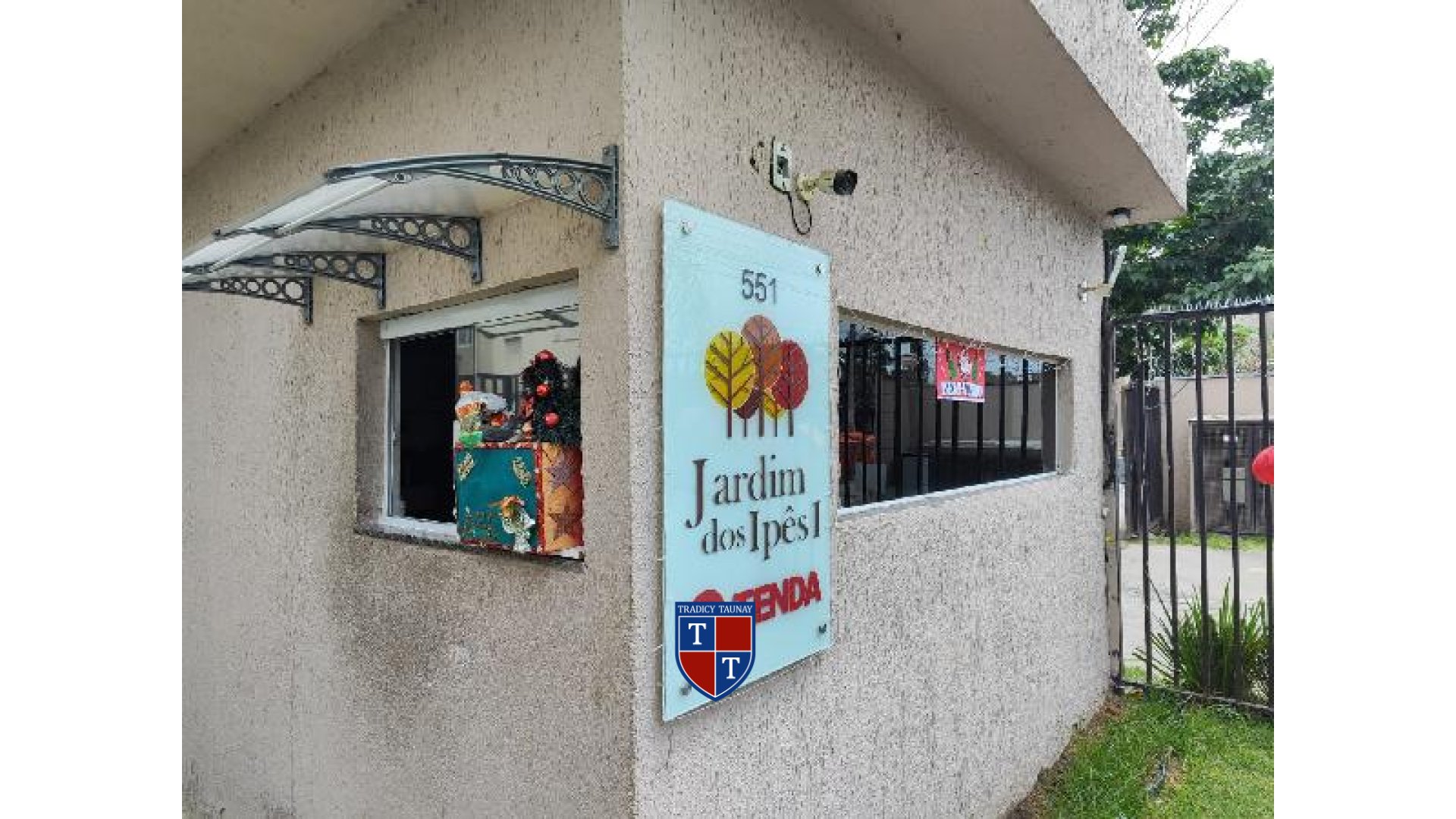 APARTAMENTO em SANTA CRUZ