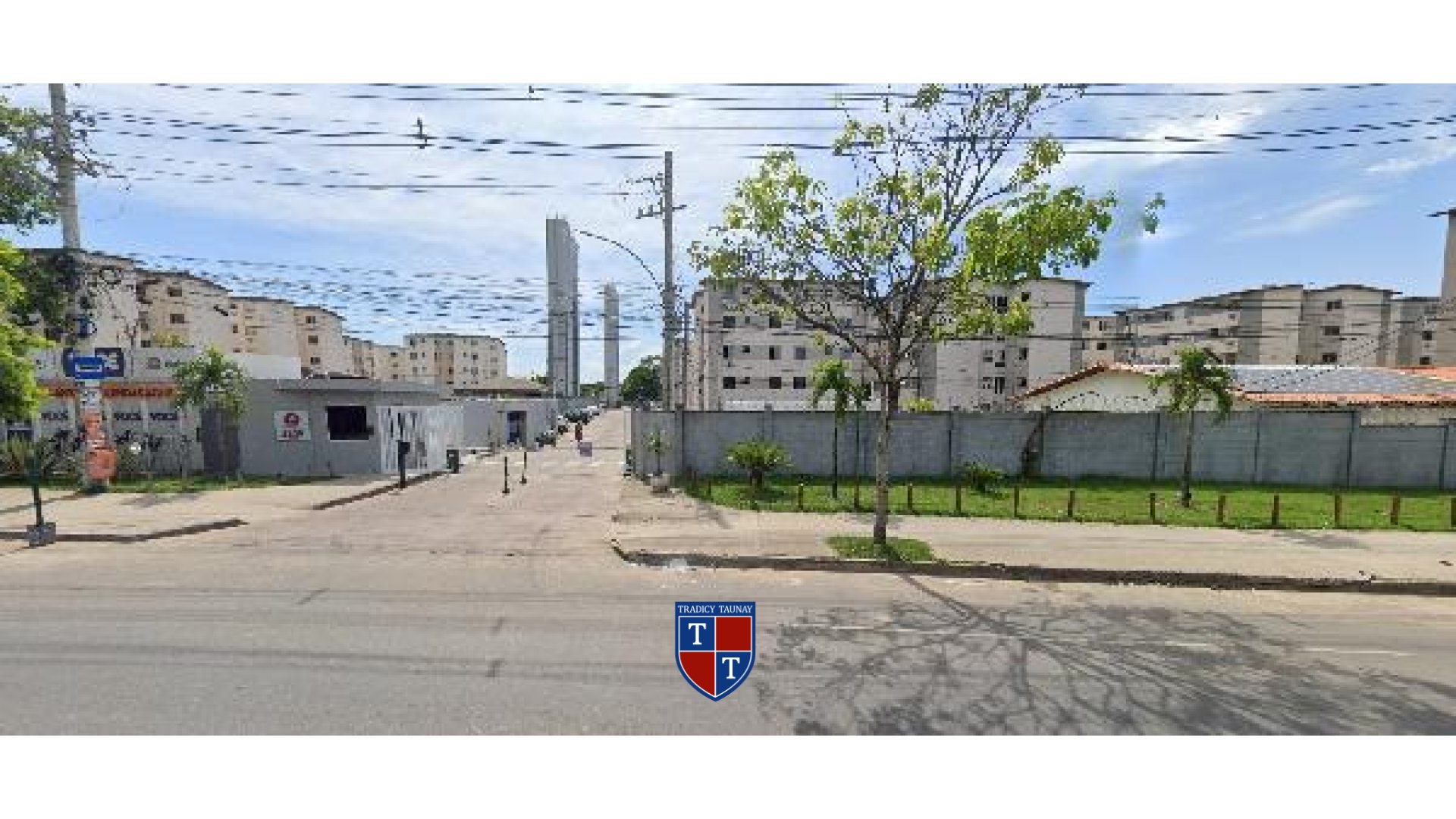 APARTAMENTO em SANTA CRUZ