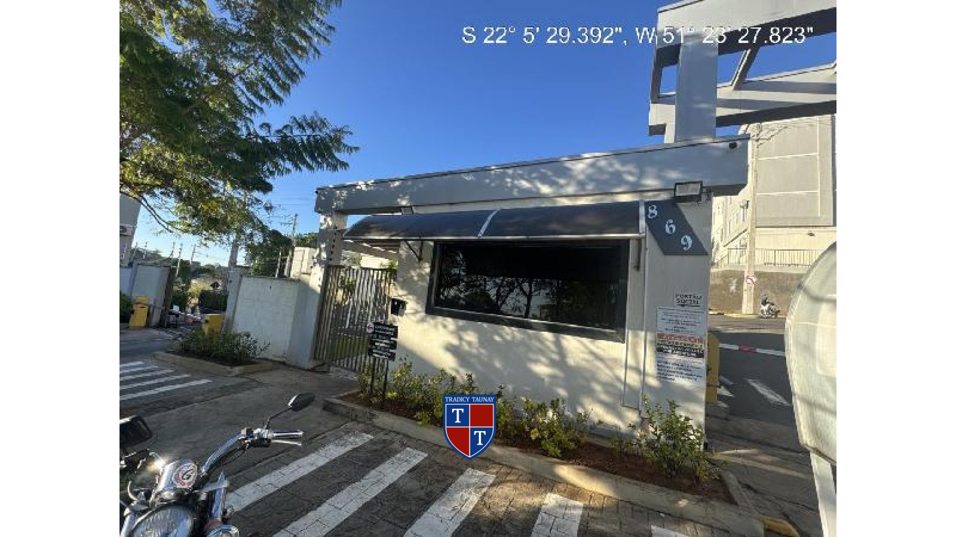 APARTAMENTO em PARQUE WATAL ISHIBASHI