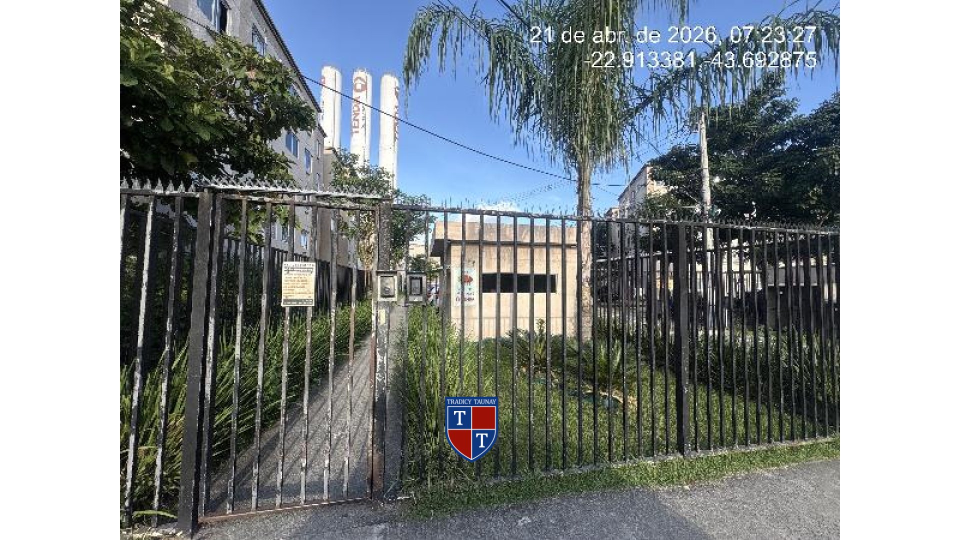 APARTAMENTO em SANTA CRUZ