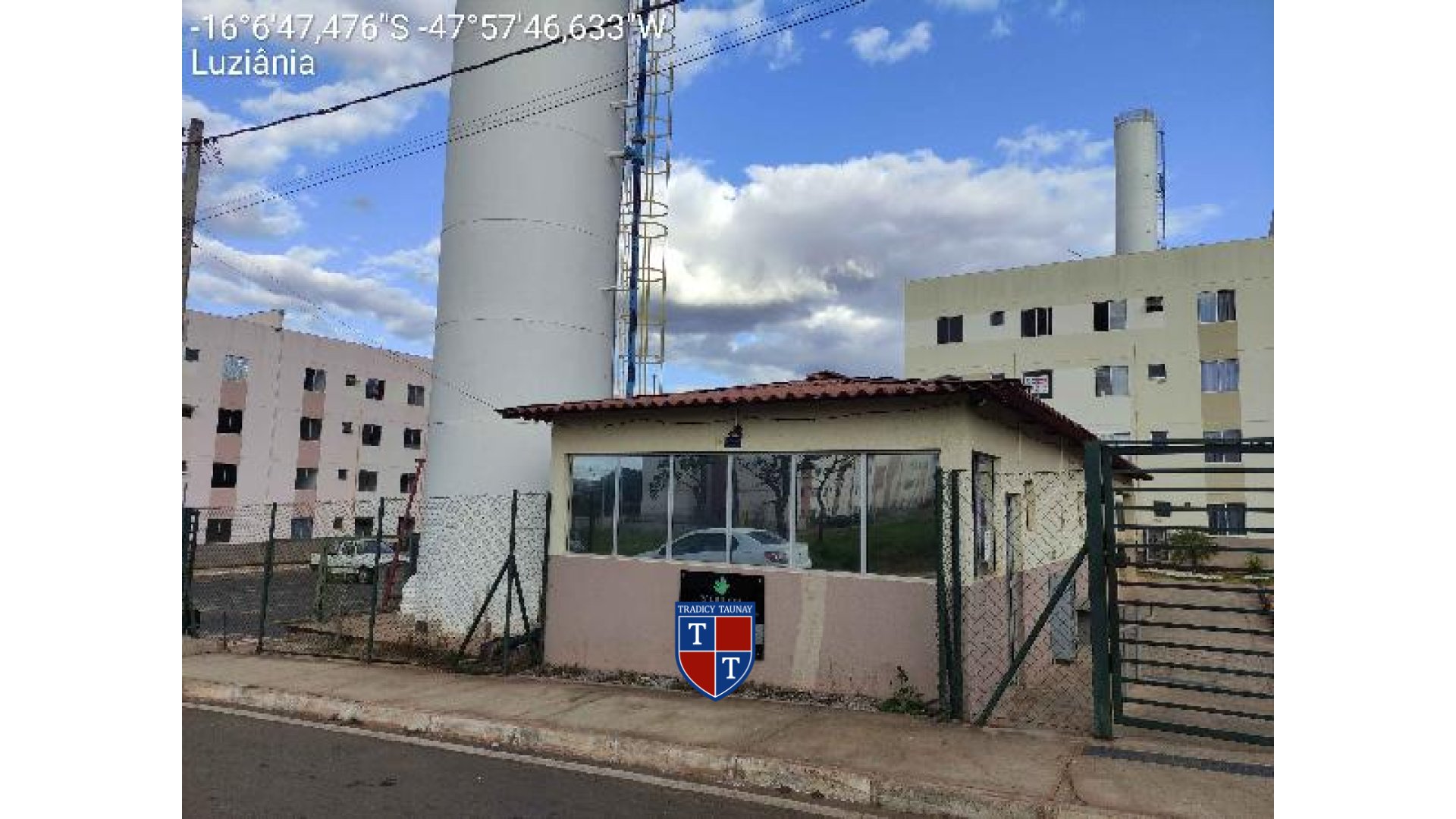APARTAMENTO em LOTEAMENTO RAQUEL PIMENTEL