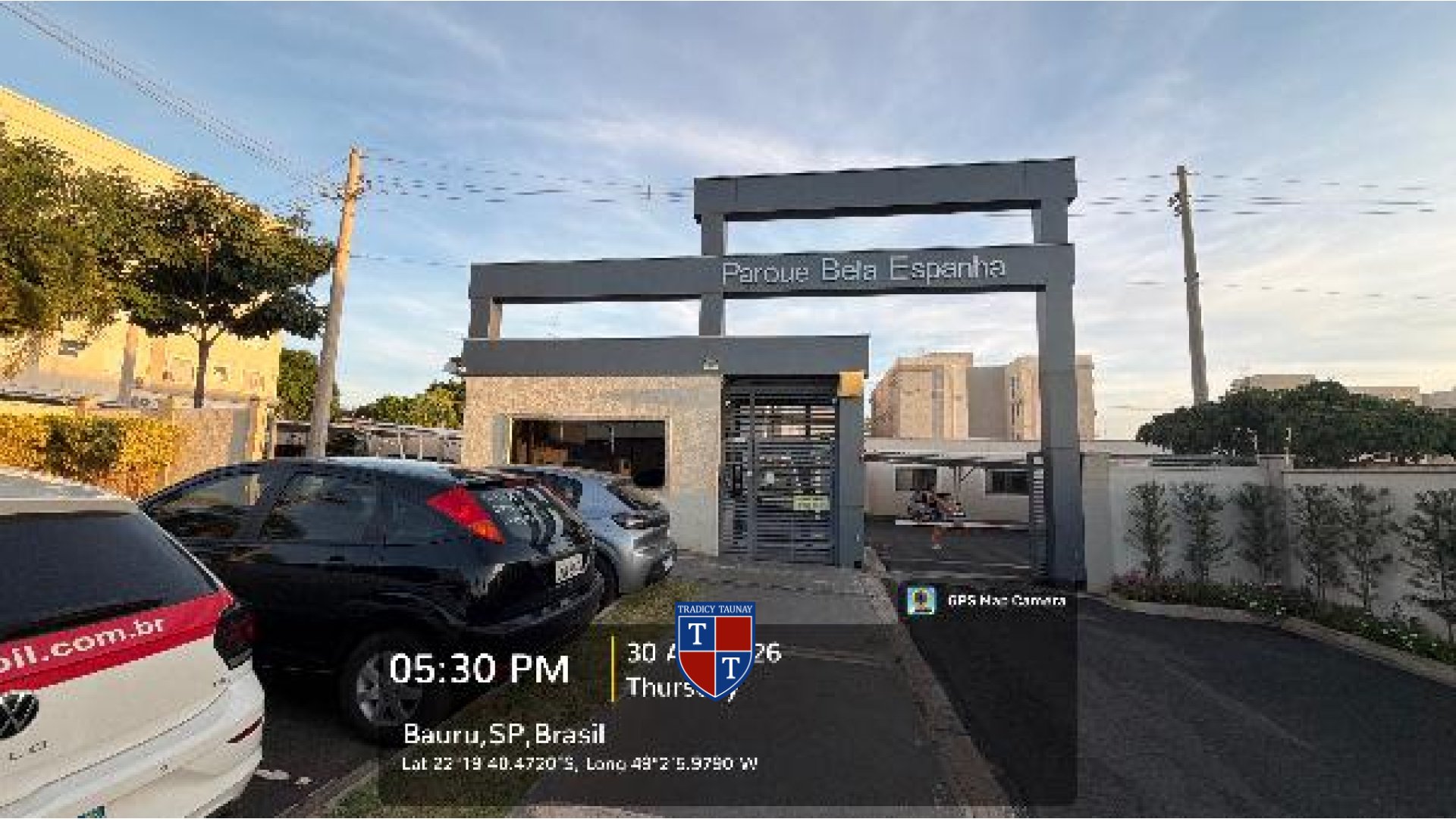 APARTAMENTO em JARDIM ALVORADA