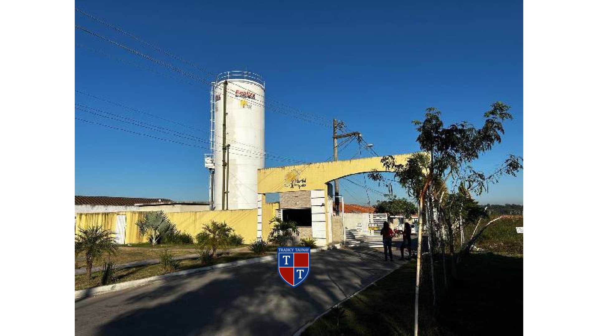 CASA em VENDA DAS PEDRAS