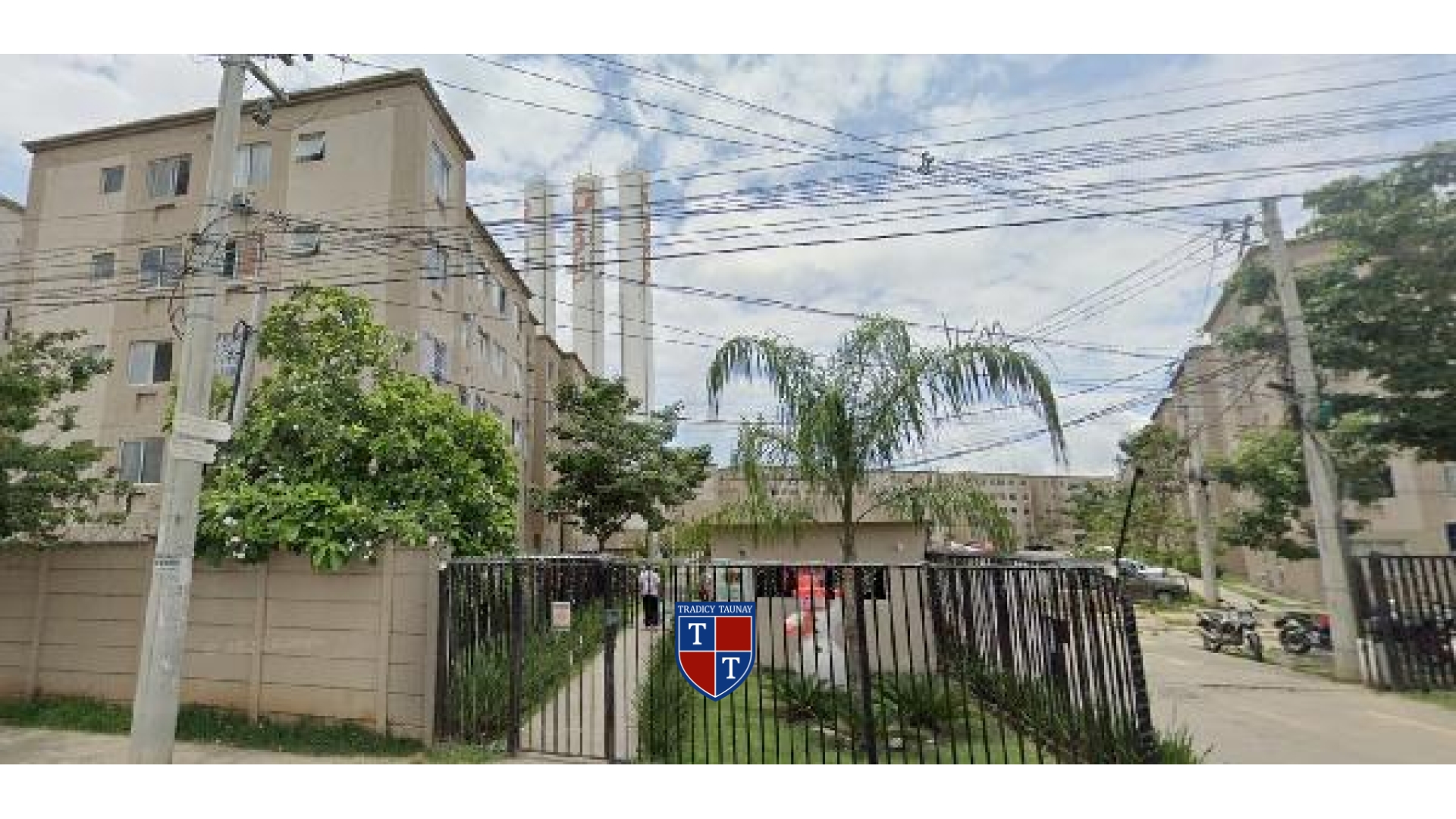 APARTAMENTO em SANTA CRUZ