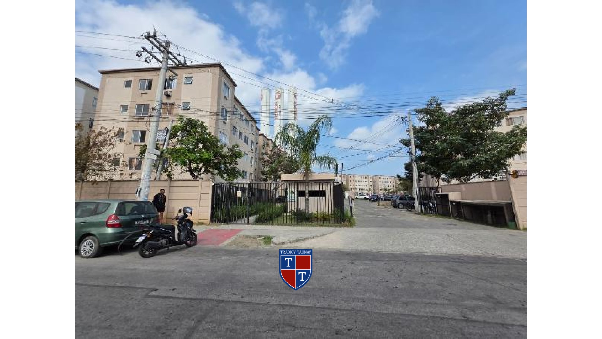 APARTAMENTO em SANTA CRUZ