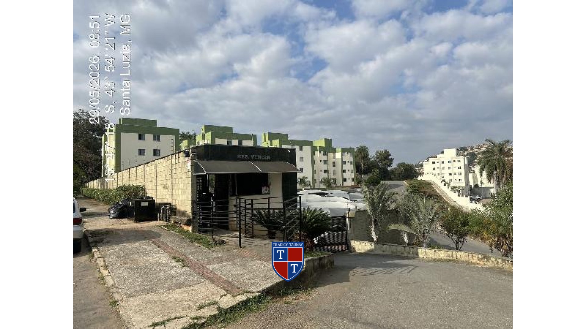 APARTAMENTO em CHACARAS GRANJA POUSADA DEL REY