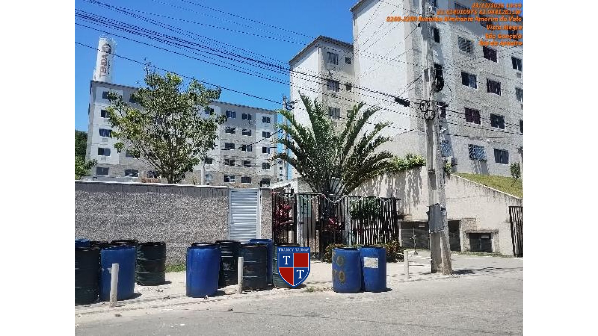 APARTAMENTO em MONJOLOS