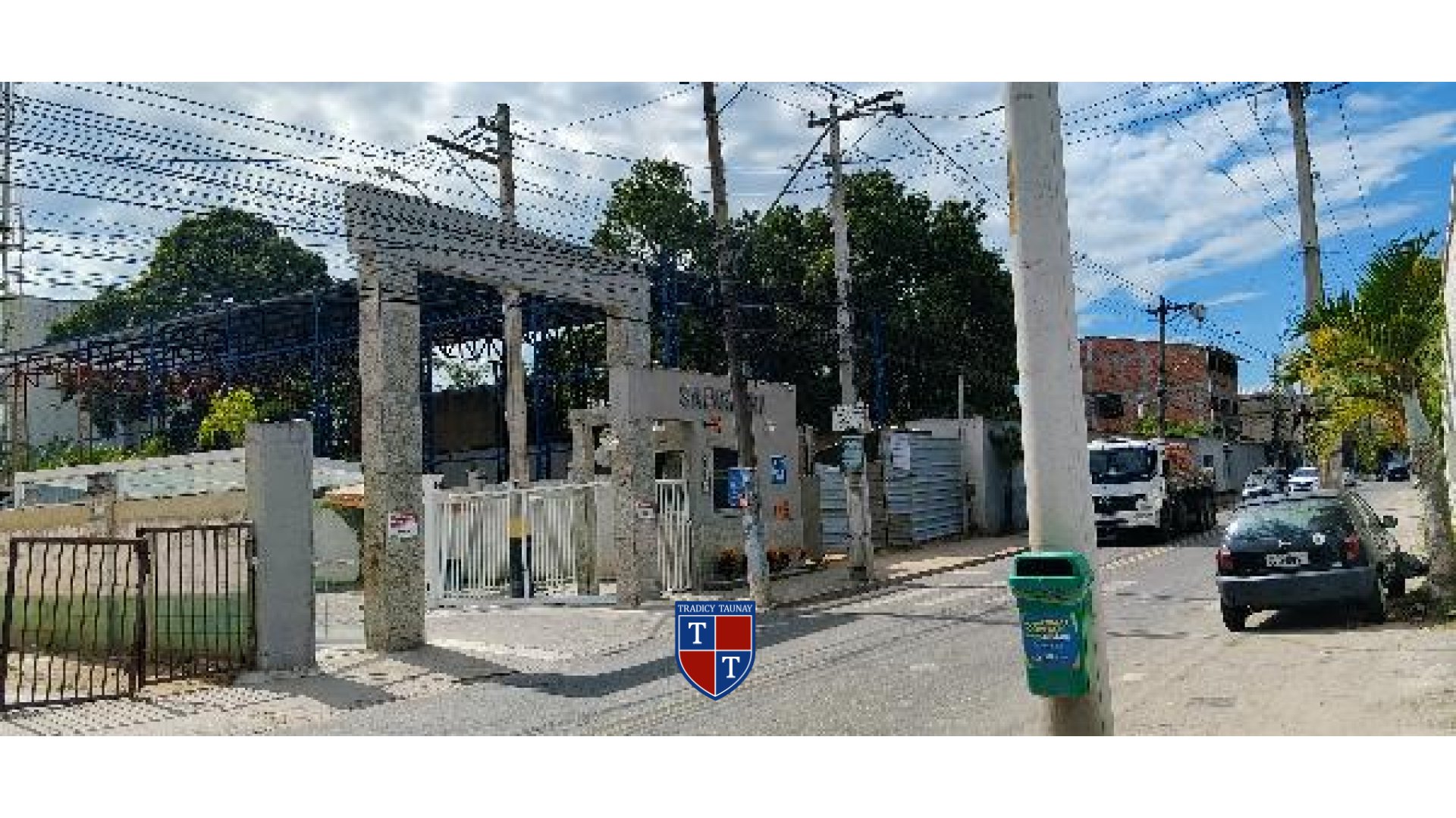 APARTAMENTO em VISTA ALEGRE