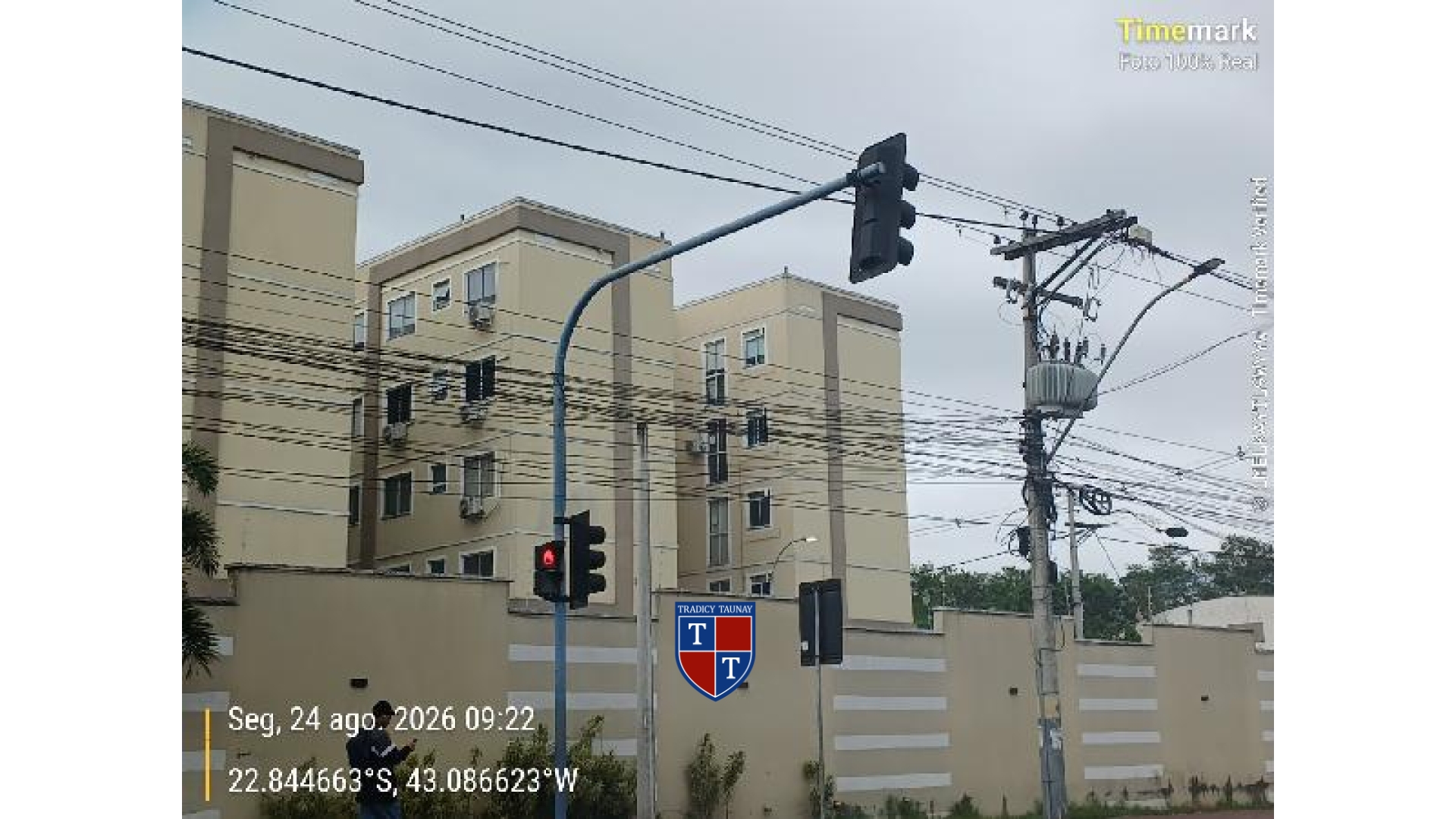 APARTAMENTO em VILA LAGE
