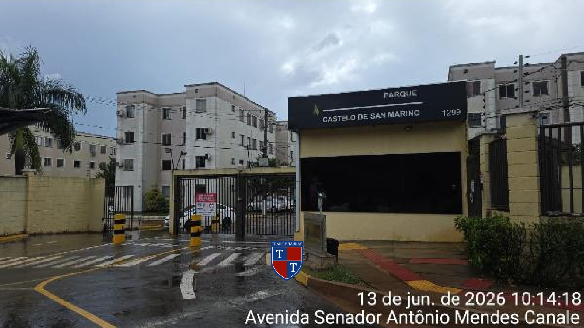 APARTAMENTO em PIONEIROS