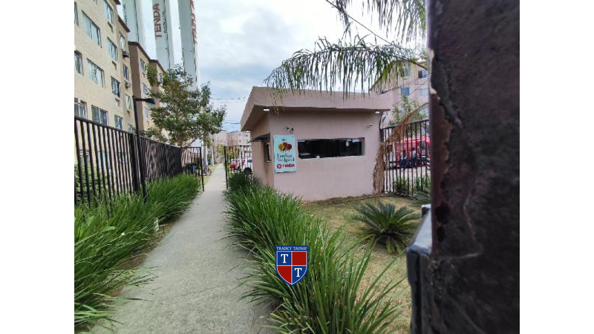 APARTAMENTO em SANTA CRUZ