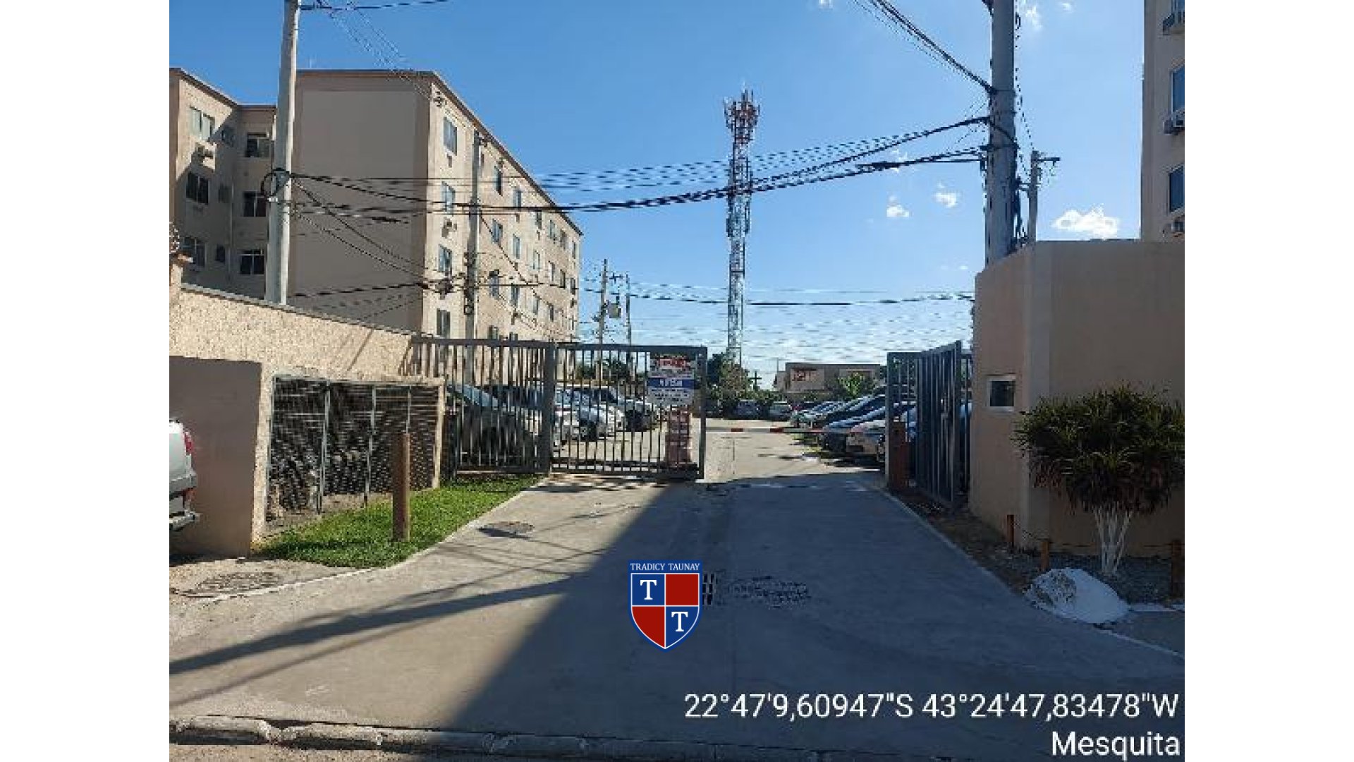 APARTAMENTO em VILA NORMA