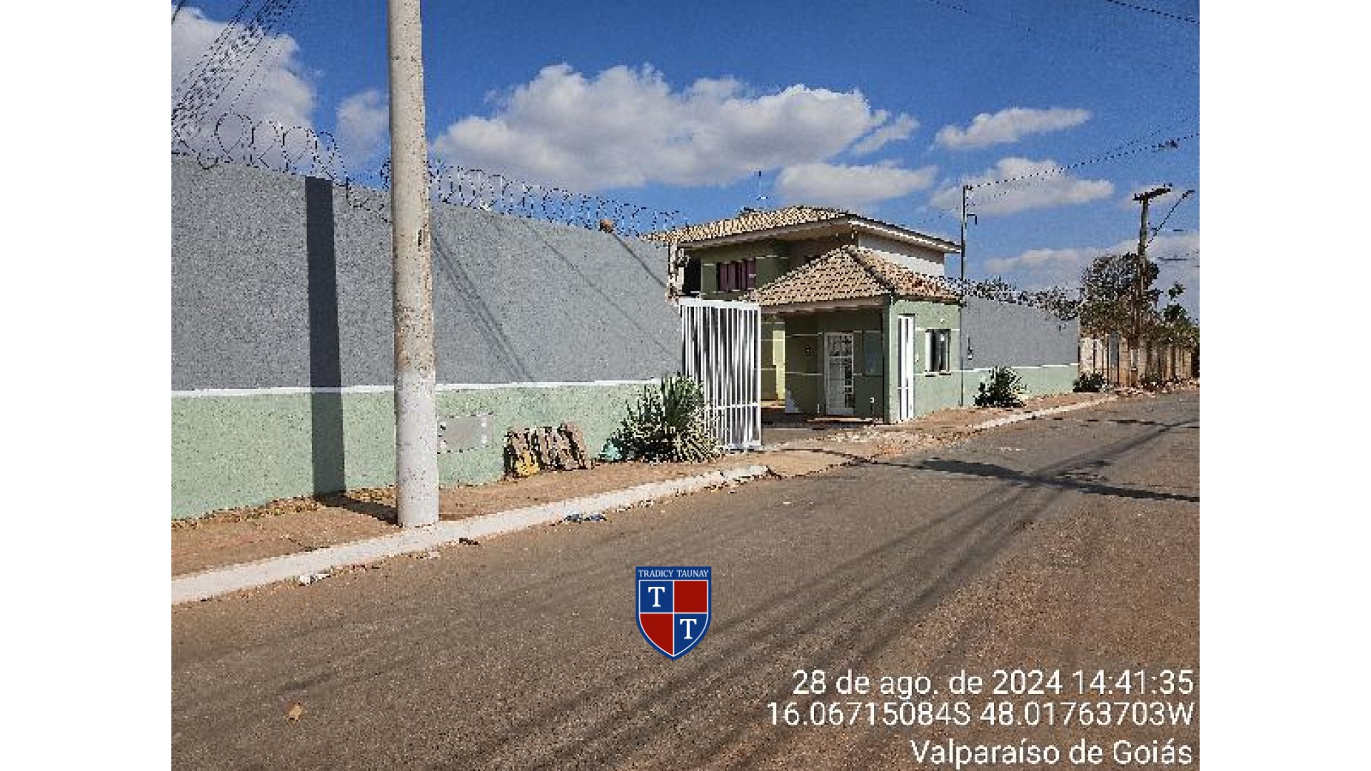 APARTAMENTO em SETOR DE CHACARAS ANHANGUERA C