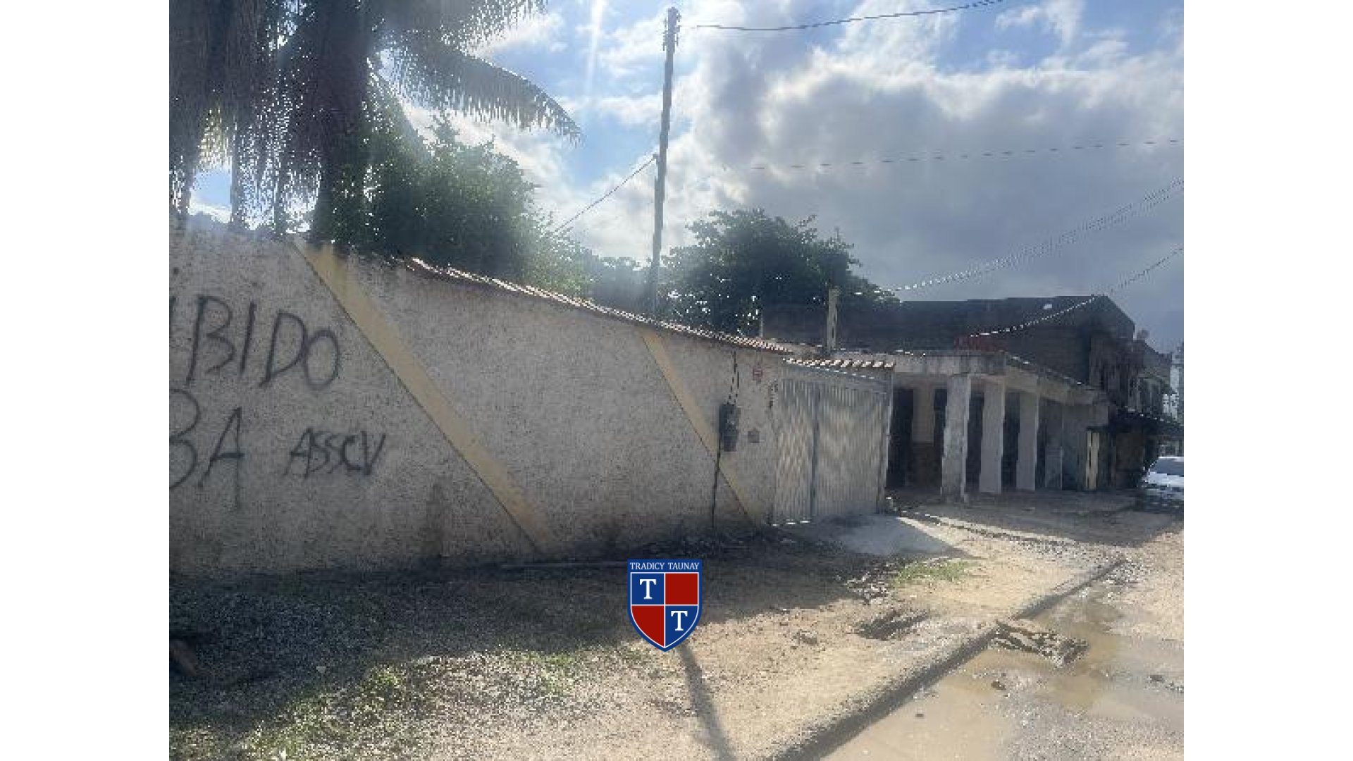 APARTAMENTO em VISTA ALEGRE