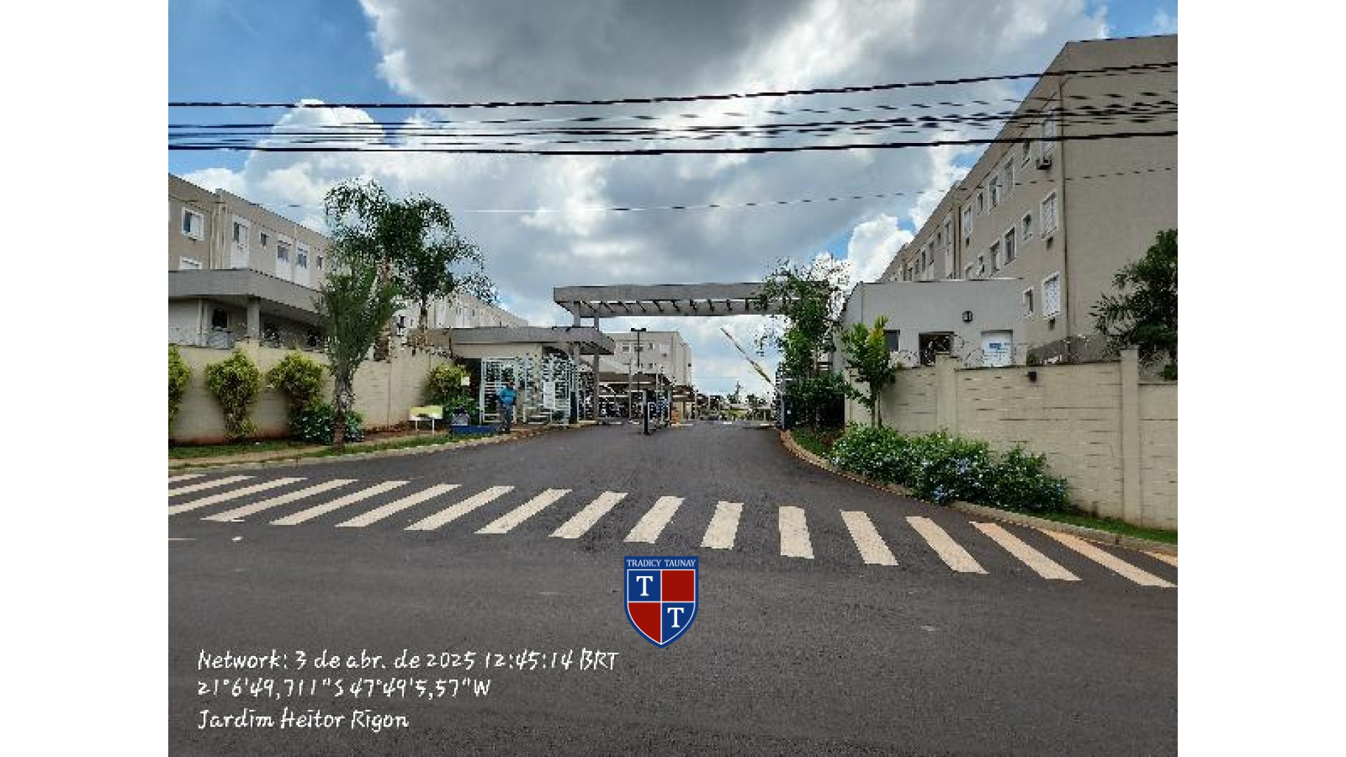 APARTAMENTO em JARDIM HEITOR RIGON
